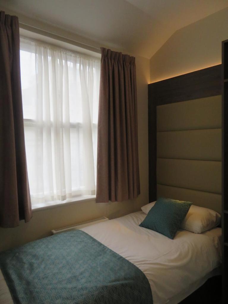 Single Room photo 3