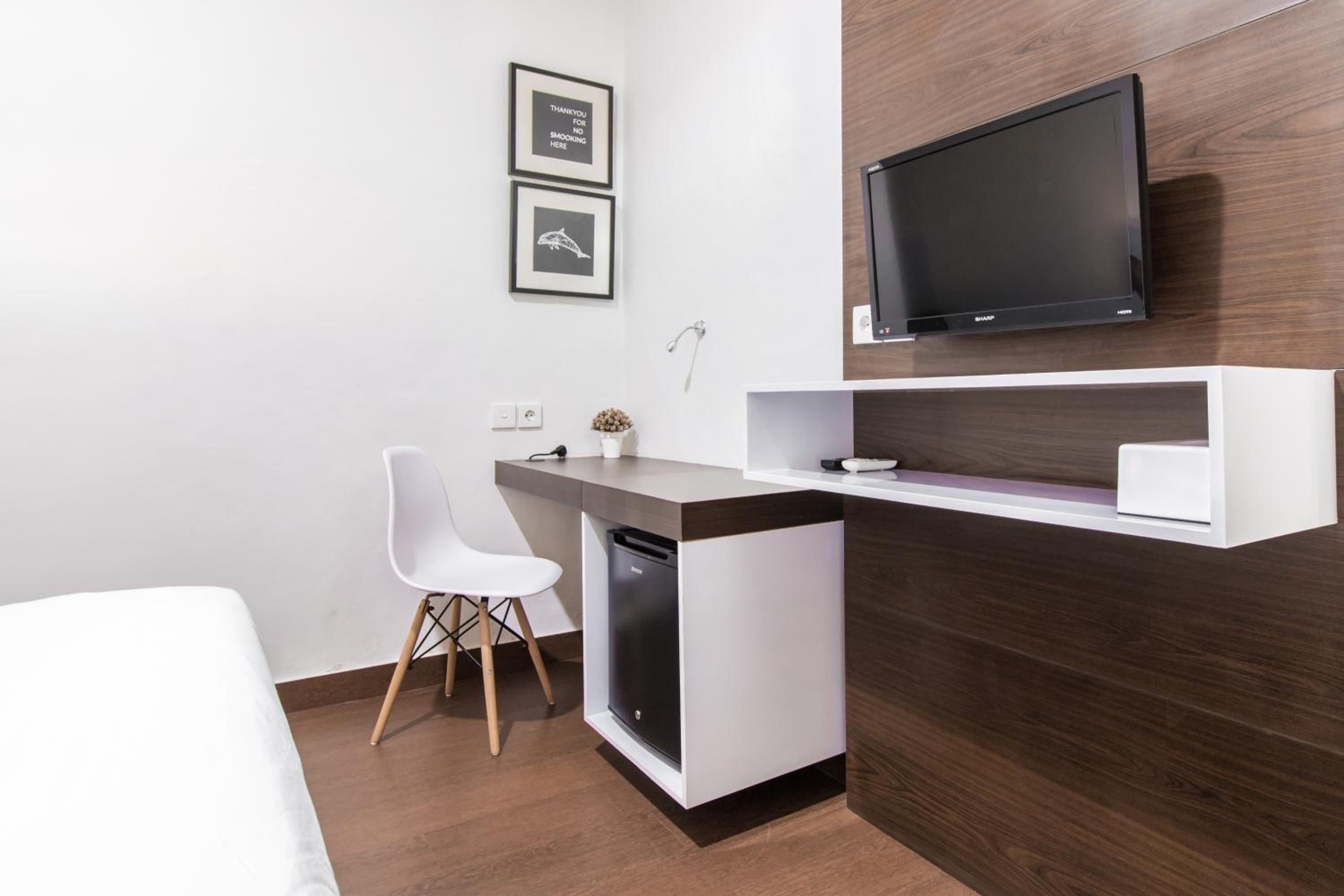 Deluxe Double Room - Photo 2