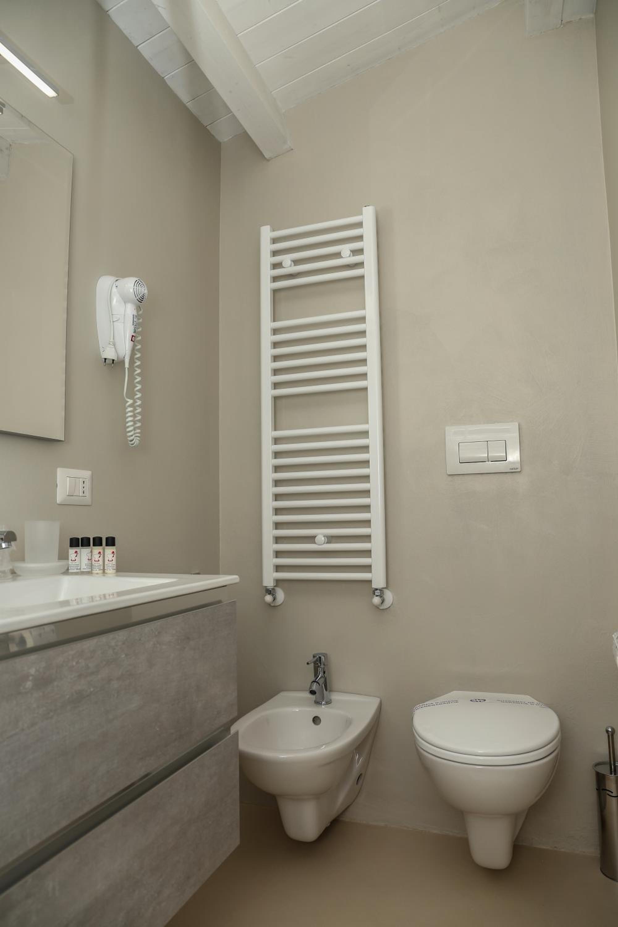 Superior Double Room - Photo 3