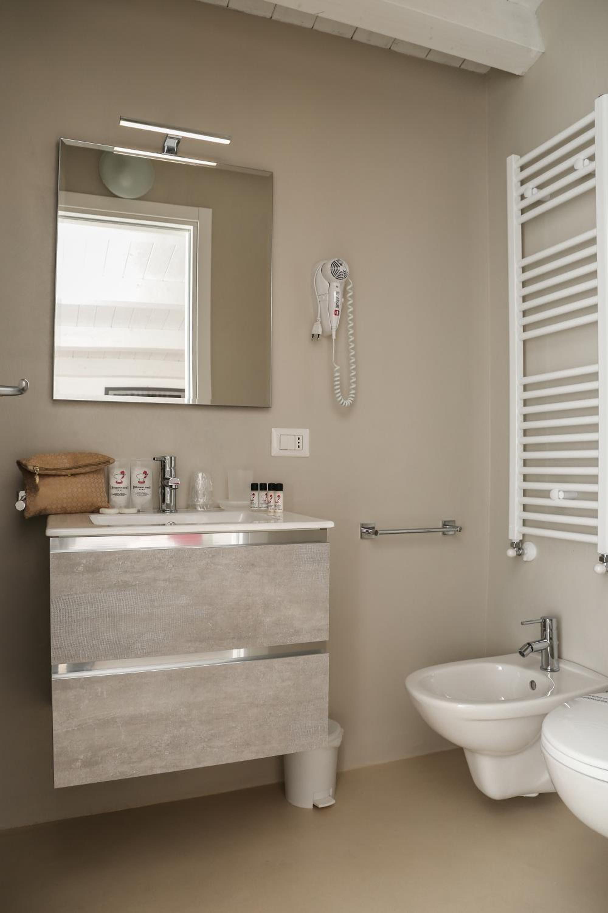 Superior Double Room - Photo 4
