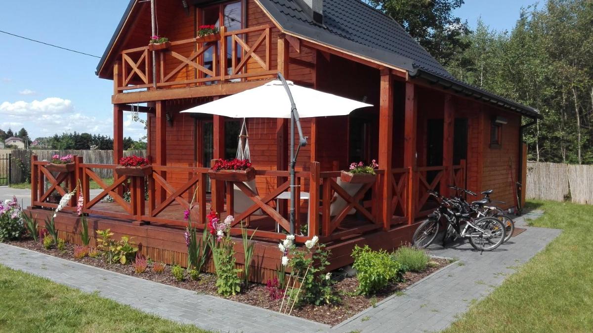 Three-Bedroom House photo 1