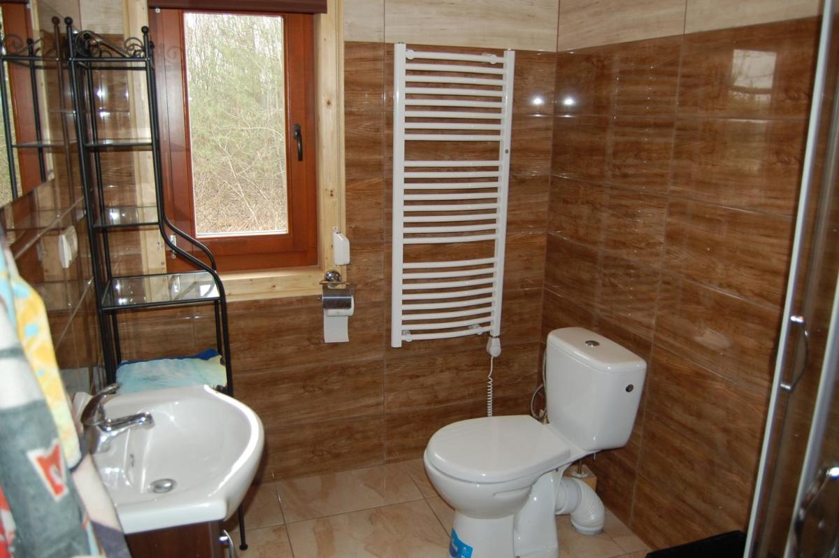 Three-Bedroom House photo 3