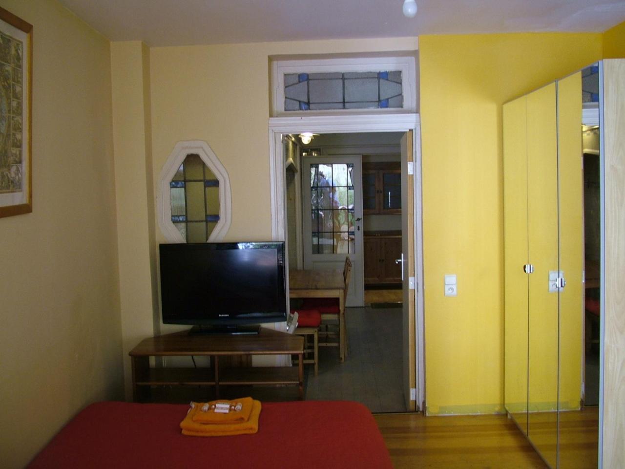 One-Bedroom Apartment With Garden
