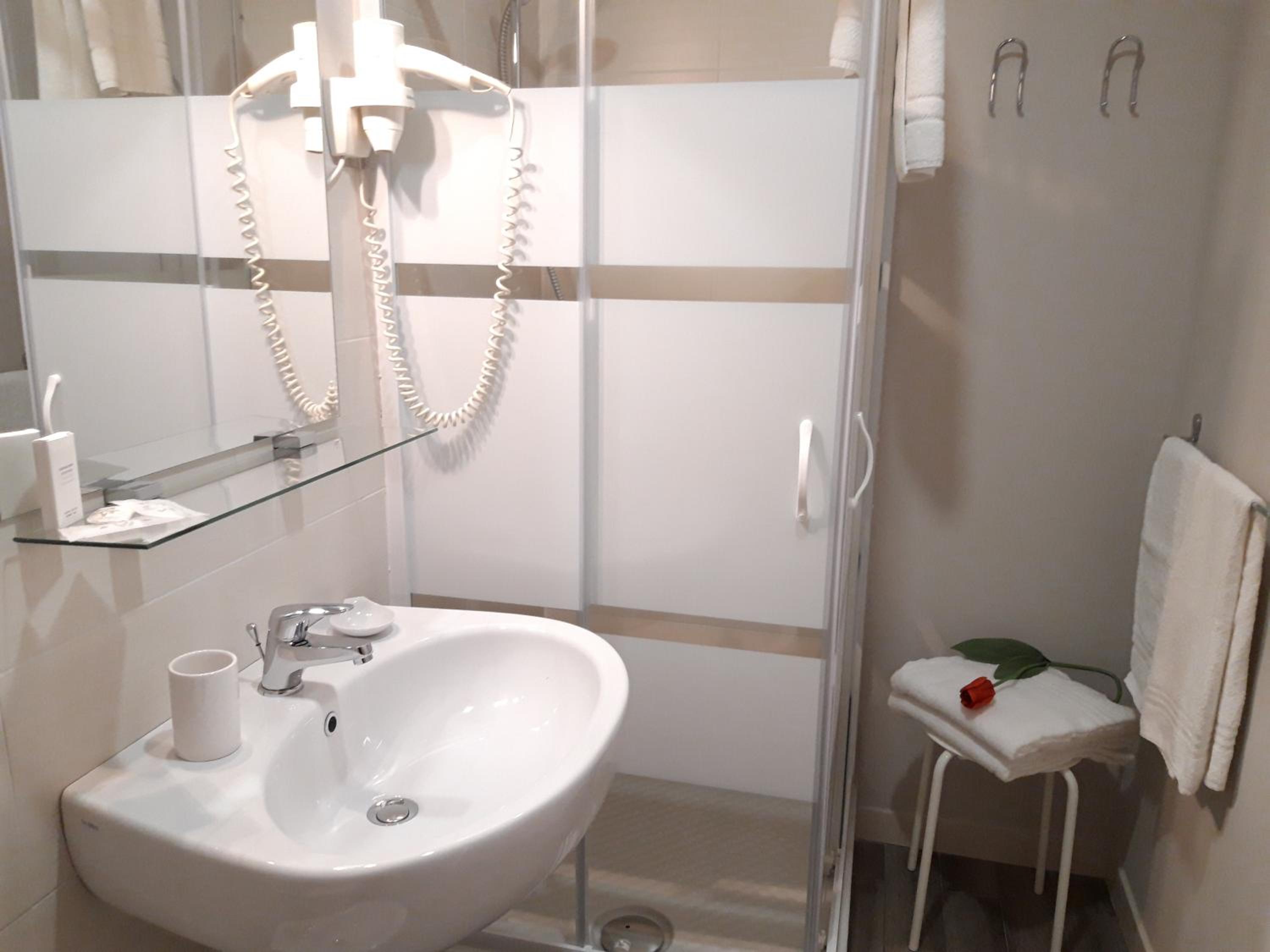 Double Room with Balcony photo 3