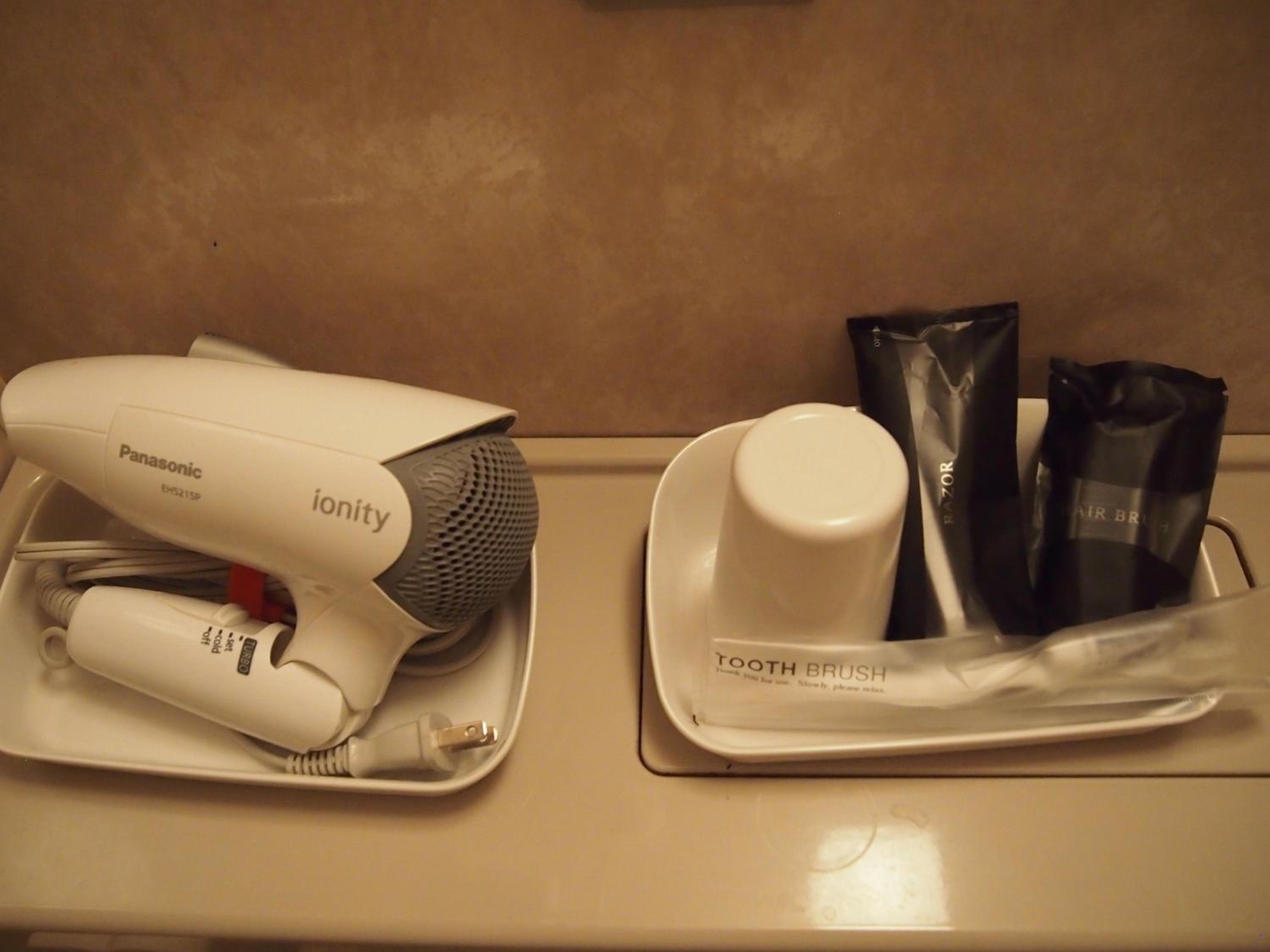 Single Room - Non-Smoking photo 3