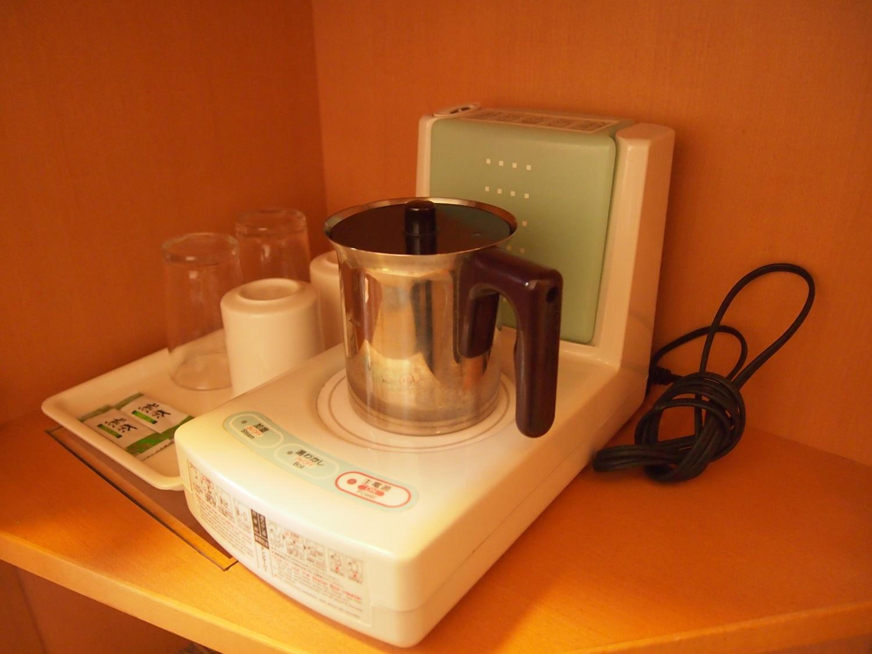 Twin Room - Non-Smoking photo 3
