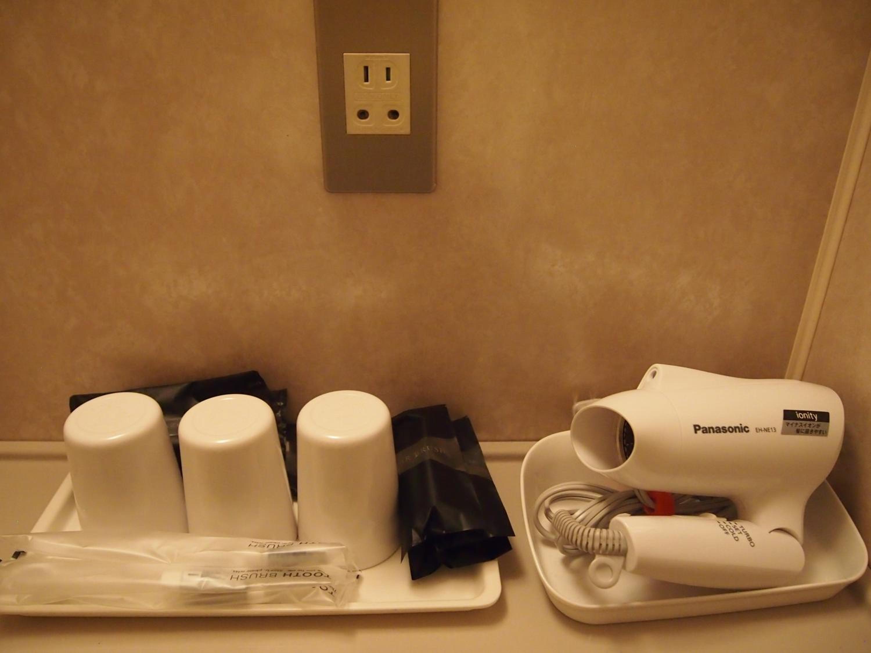 Triple Room - Non-Smoking photo 2