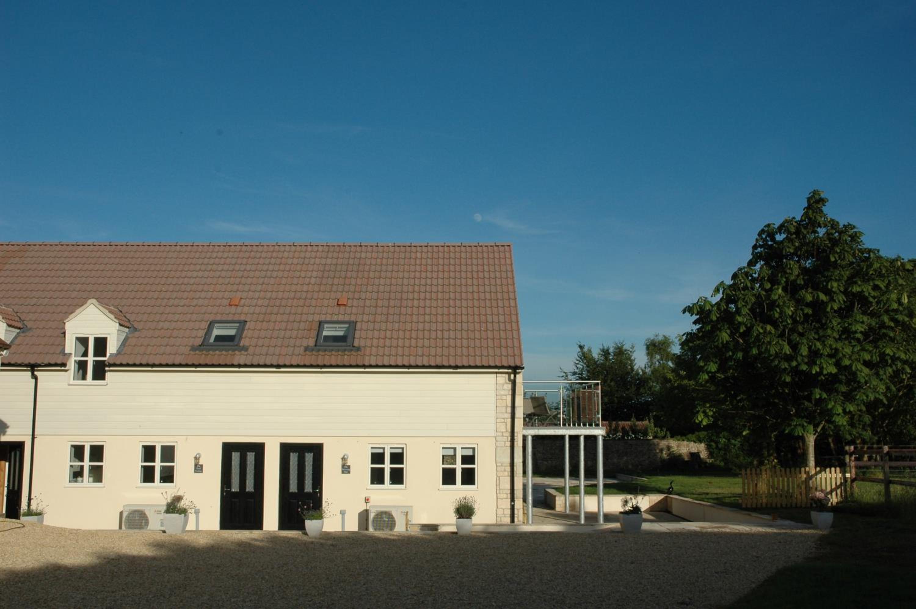 Two-Bedroom House photo 3