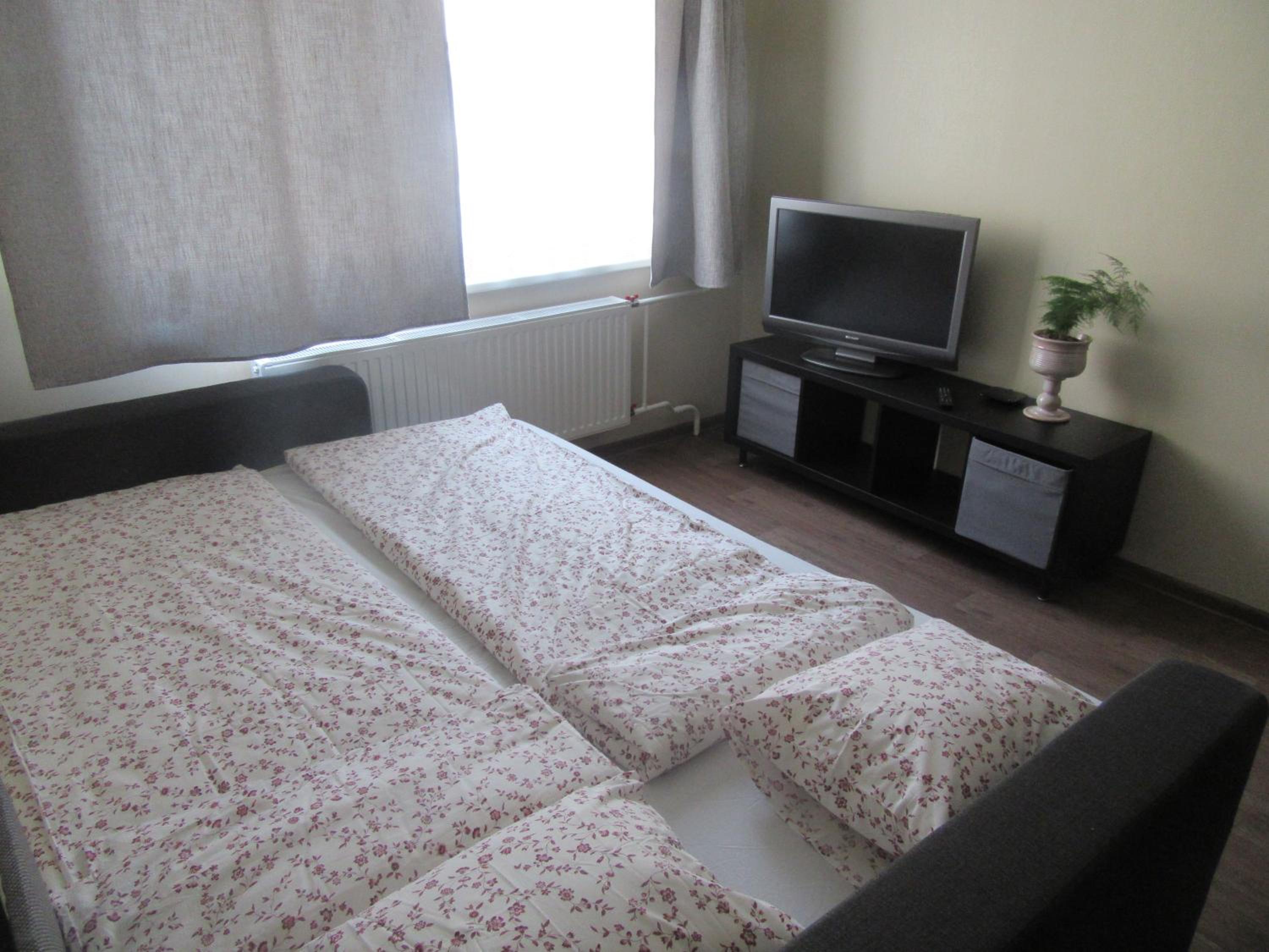 Two-Bedroom Apartment - Photo 16