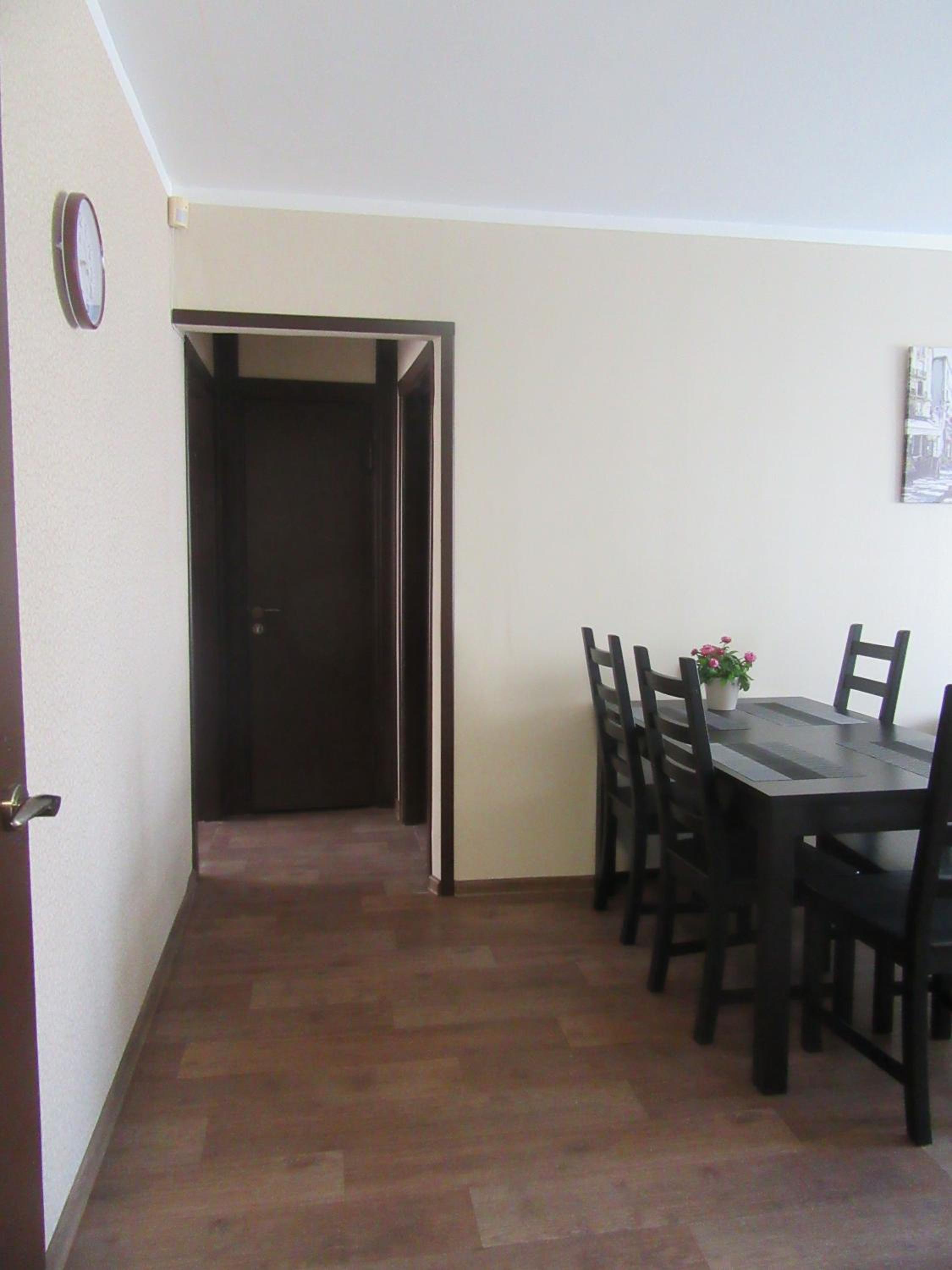 Two-Bedroom Apartment - Photo 24
