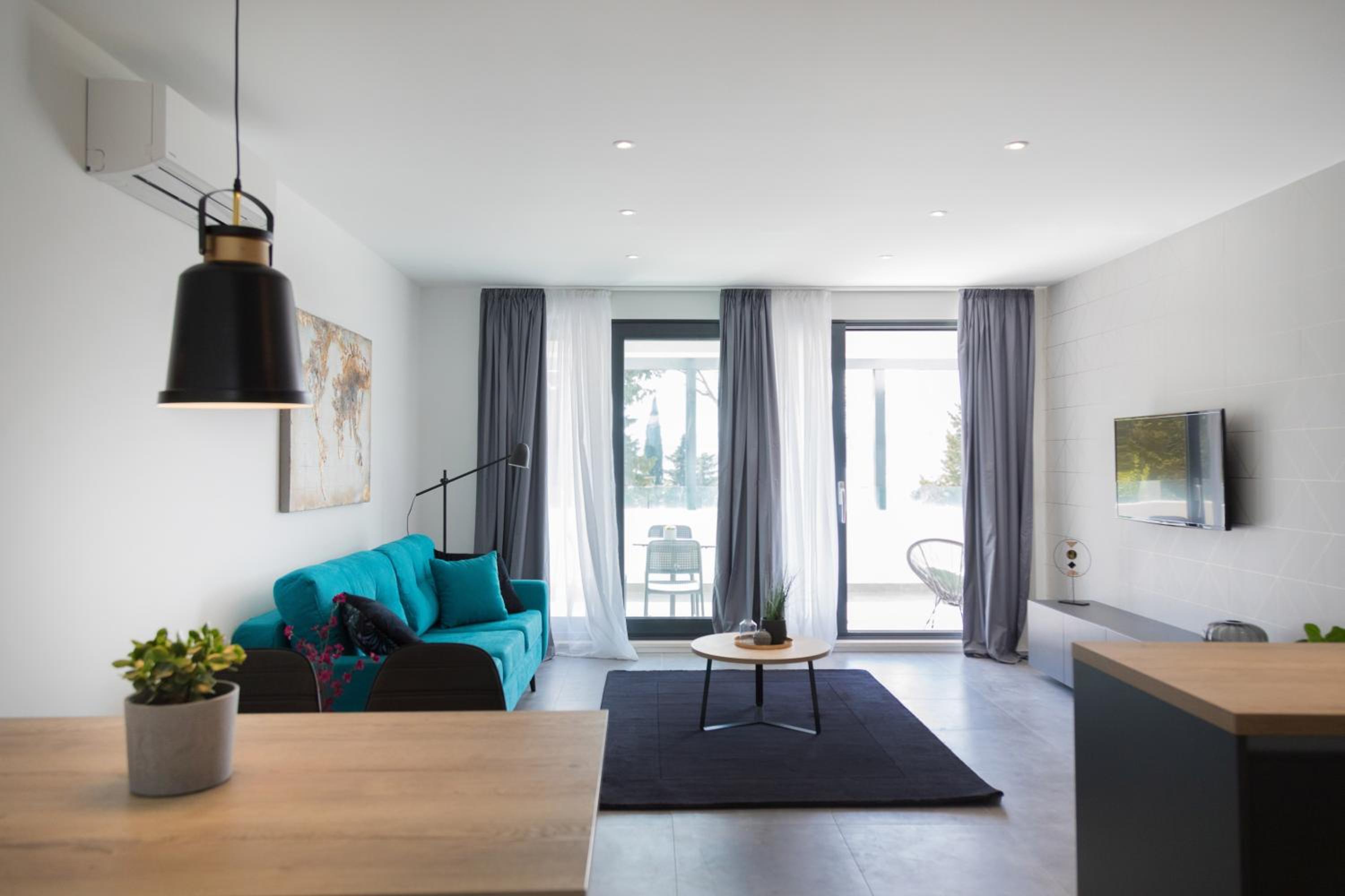 Two-Bedroom Apartment with Terrace and Sea View