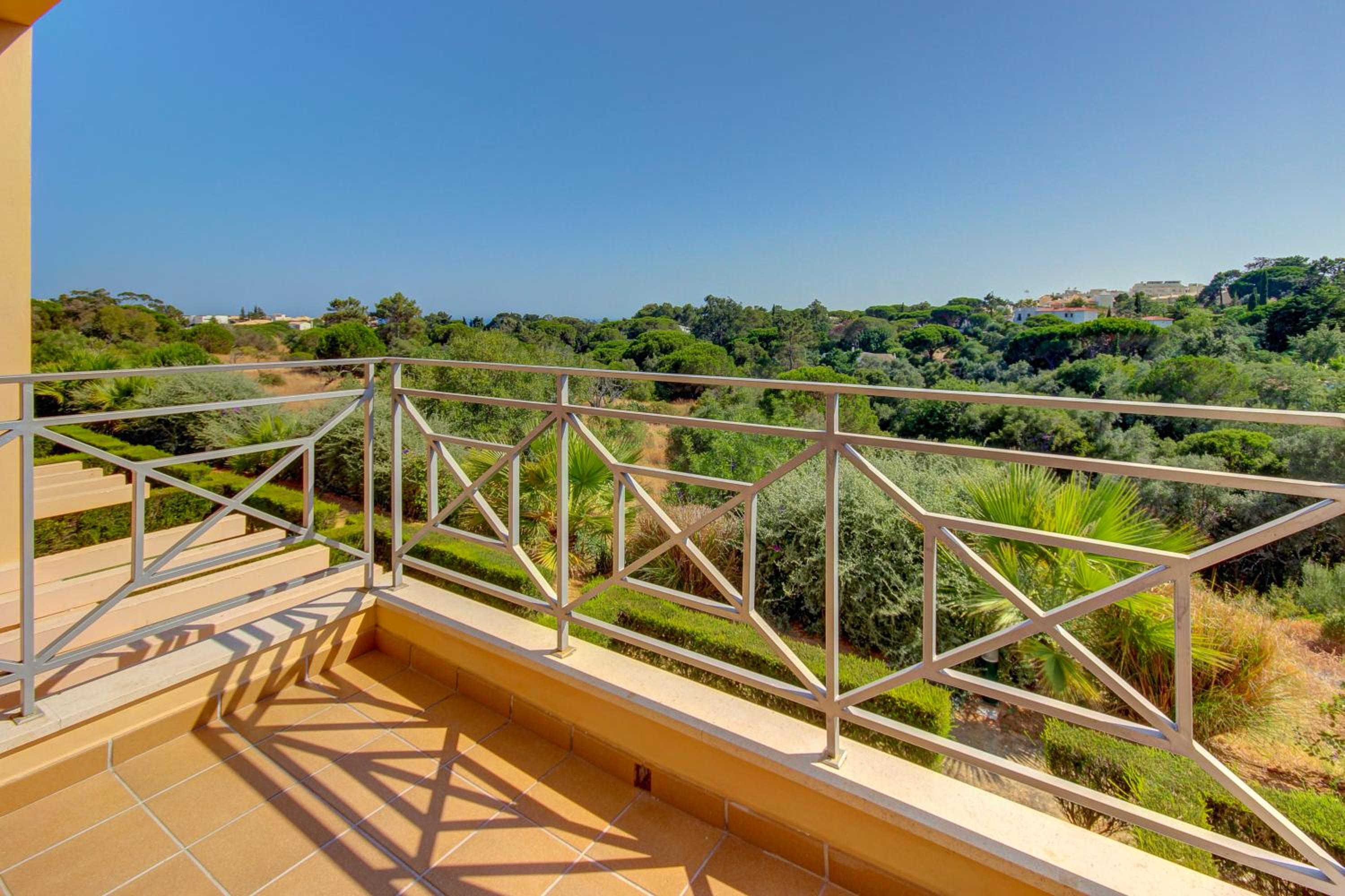 Two-Bedroom Villa (4 Adults) - Photo 9