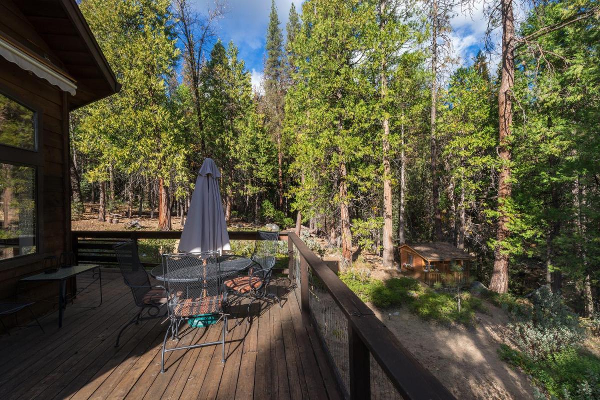 Three-Bedroom Holiday Home  photo 2