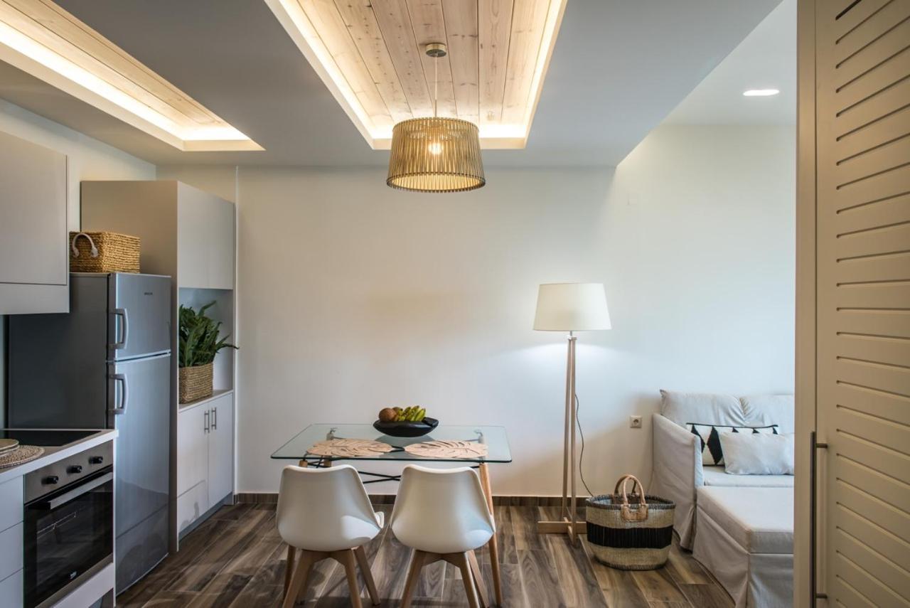 Apartment with Sea View - Photo 4