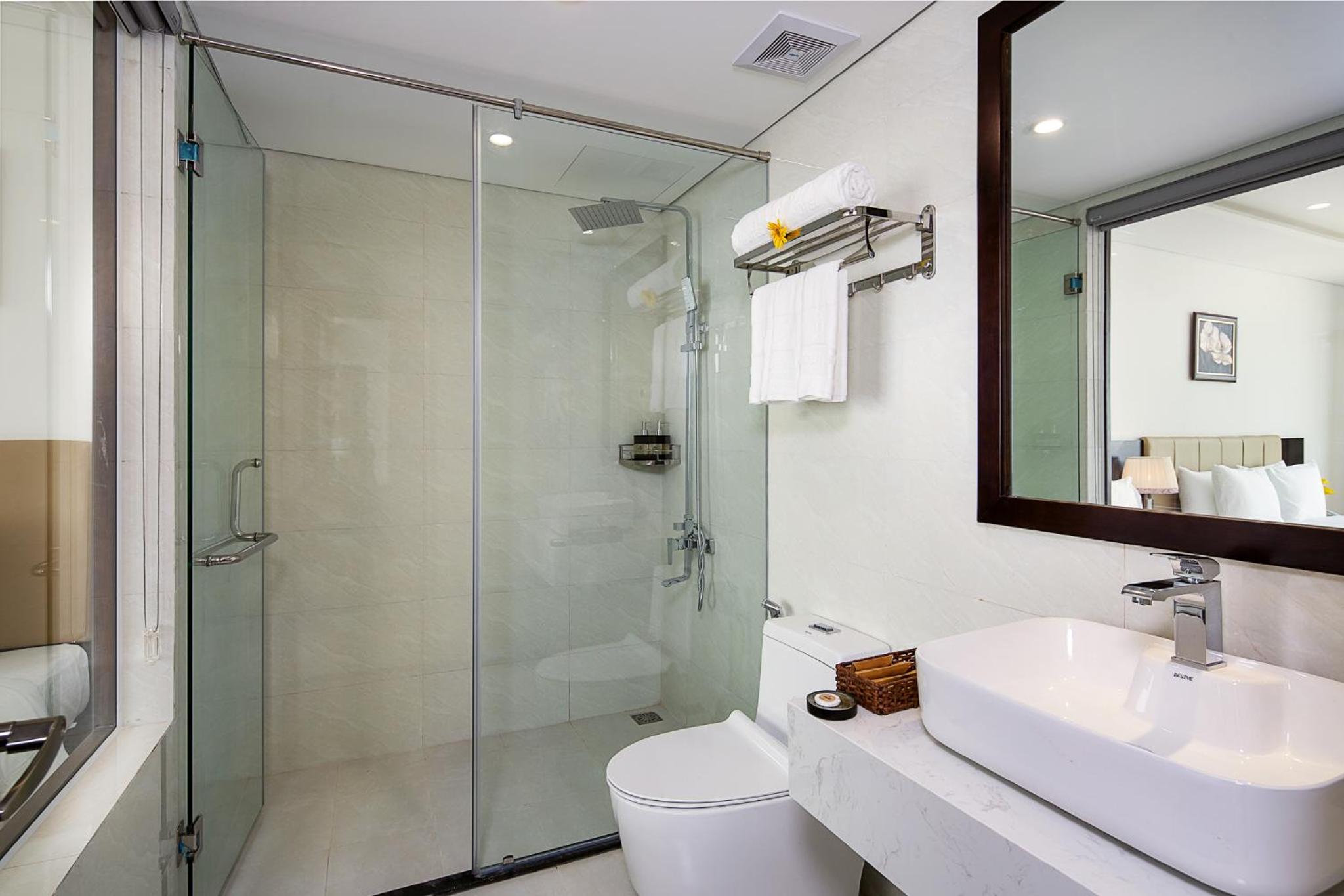 Deluxe Triple Room - Photo 5