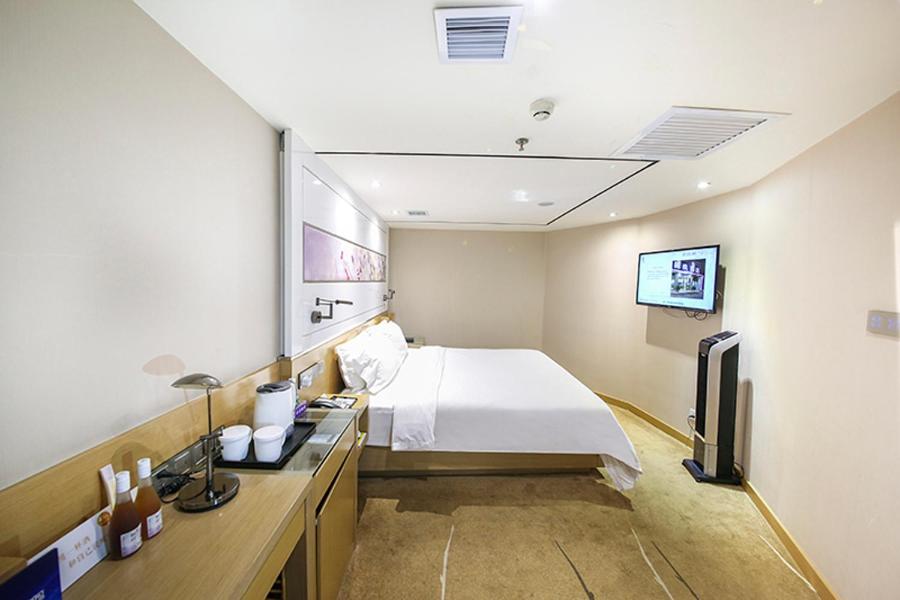 Small Twin Room