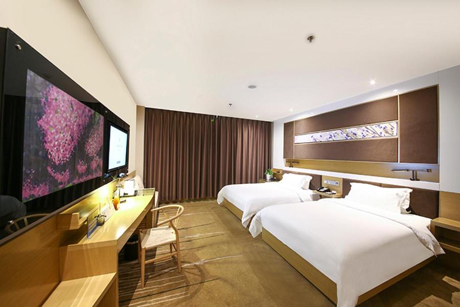 Twin Room With Shower