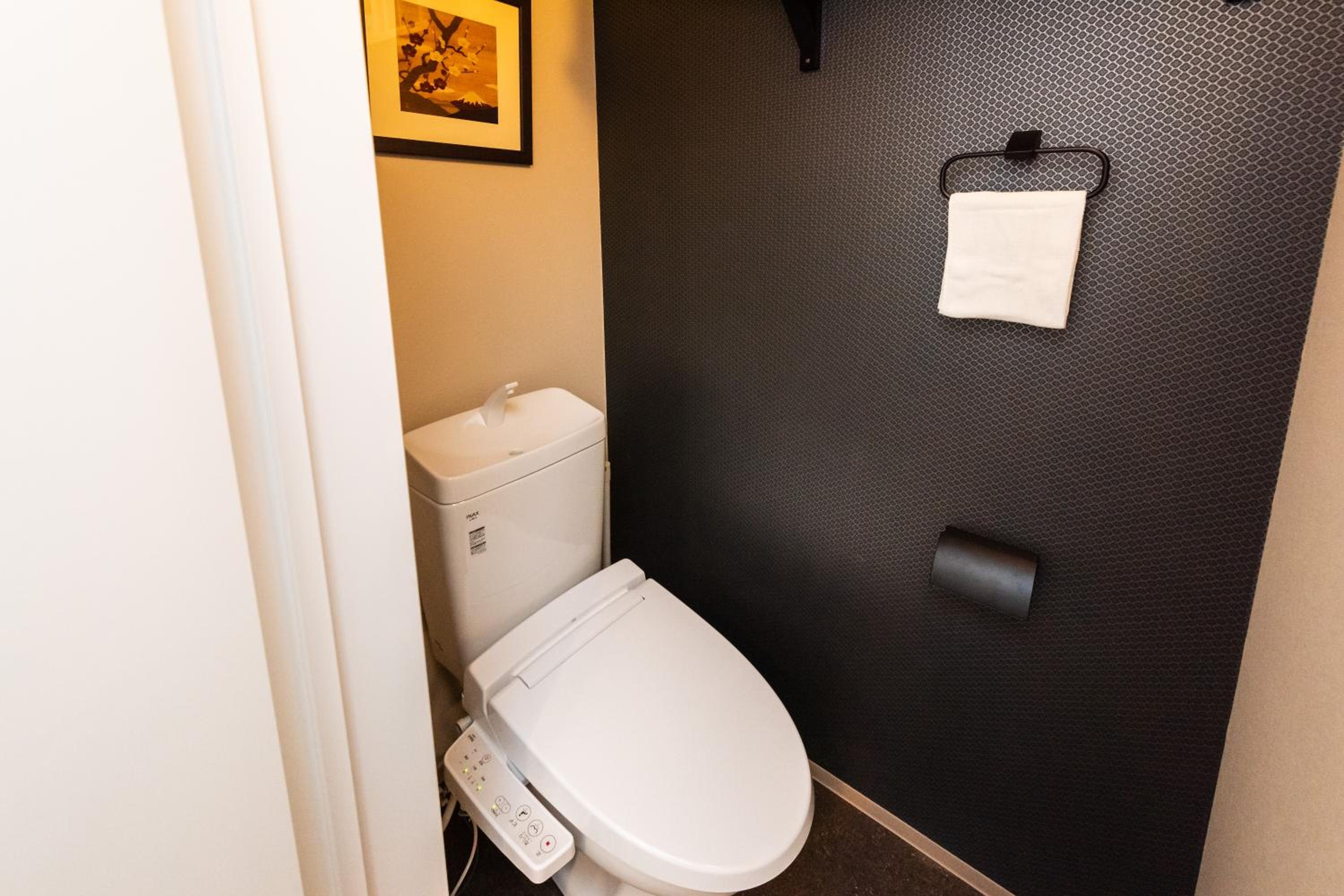 Two-Bedroom Townhouse - Photo 4