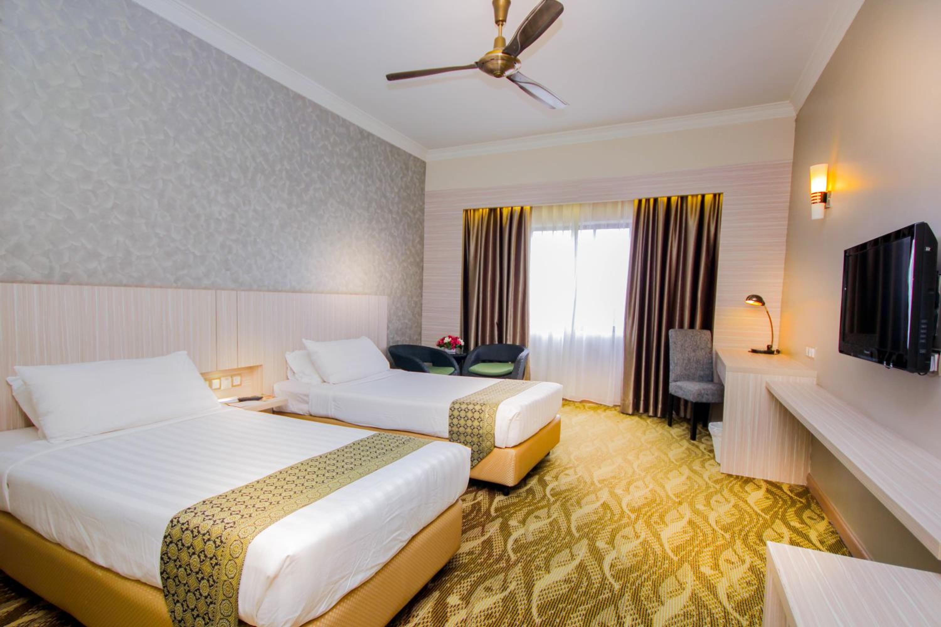 Deluxe Twin Room - Photo 3