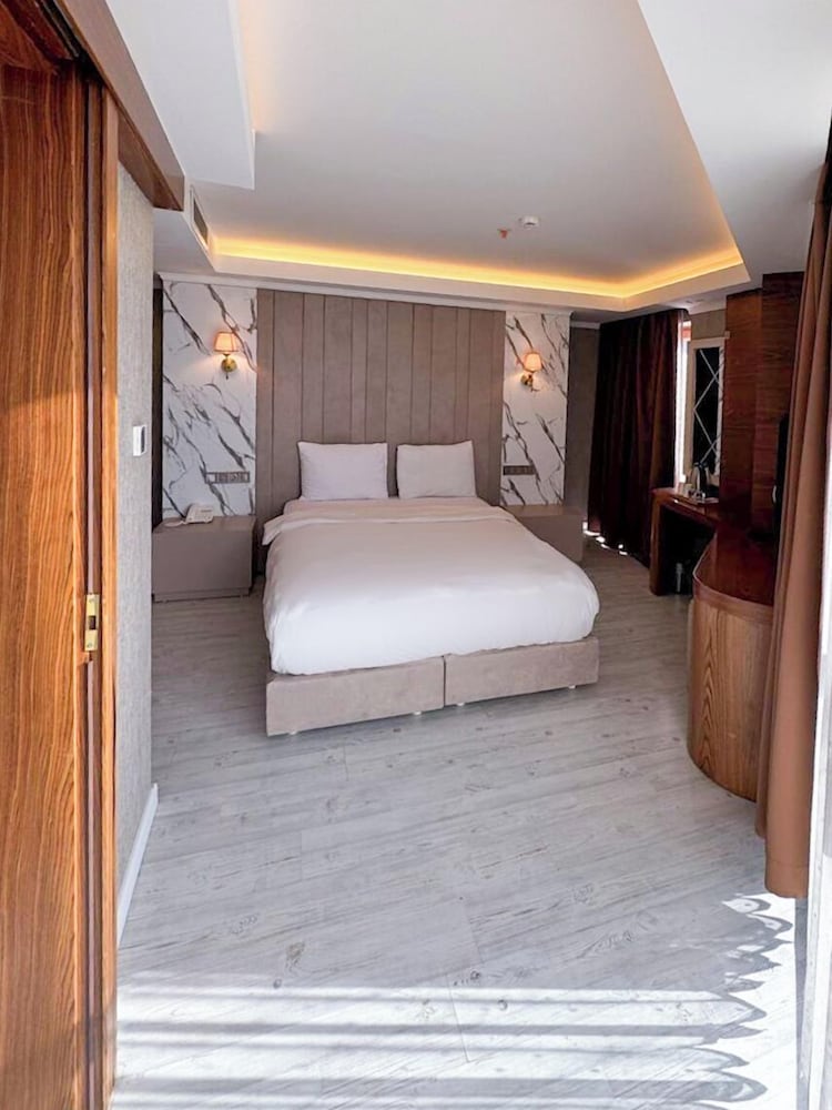 Superior Double Room, Non Smoking, City View photo 1