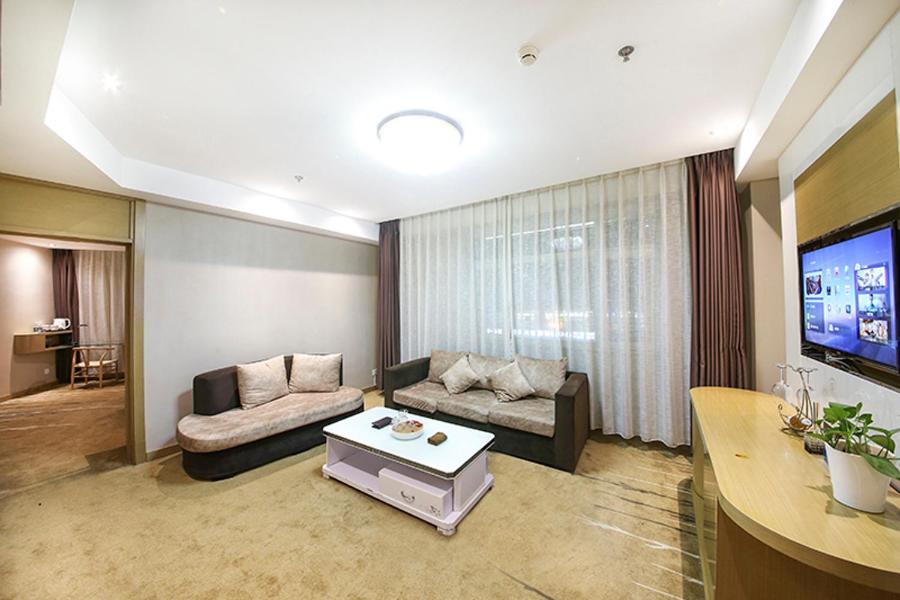 Standard Suite