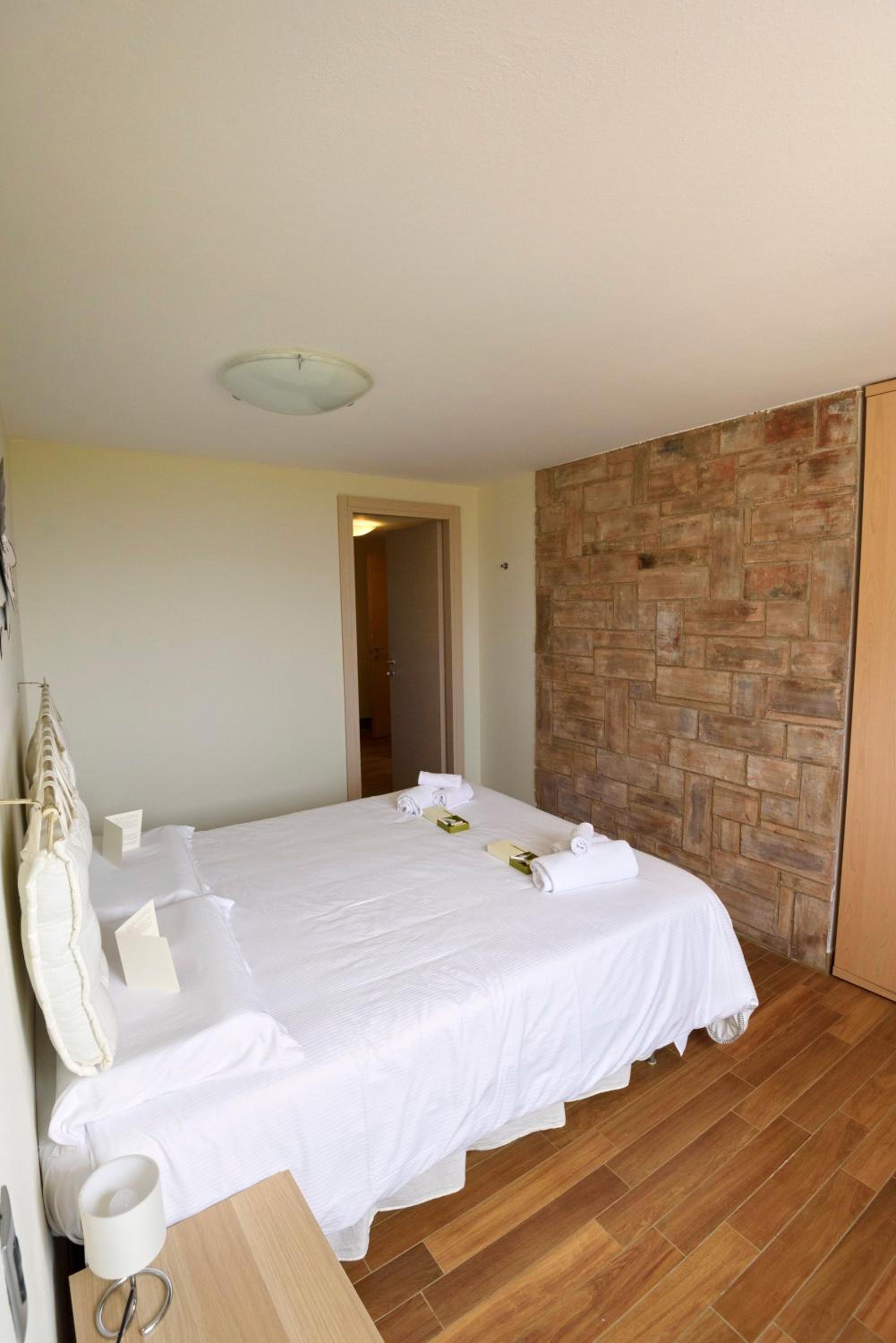 Villa photo 2