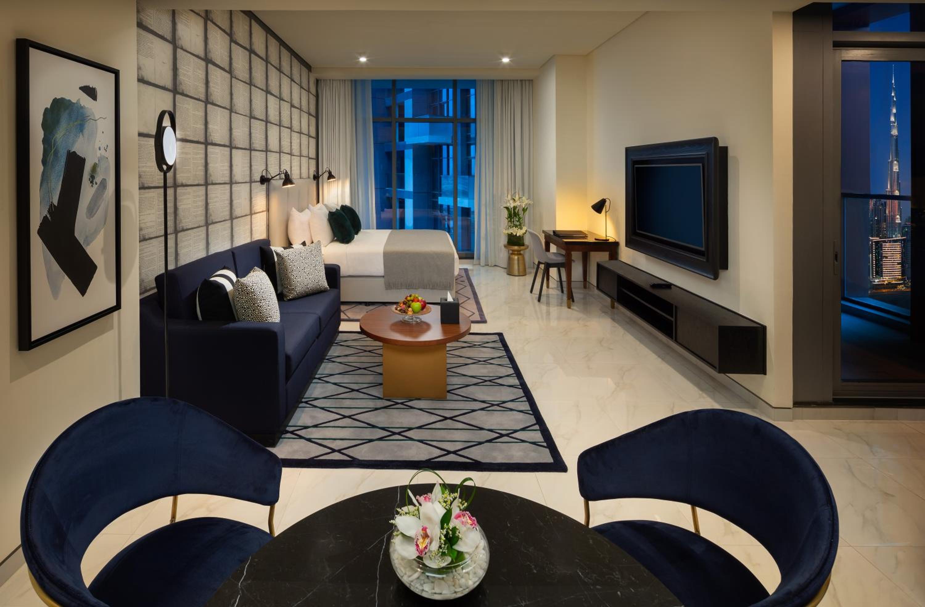 Executive Studio - Burj Khalifa Partial View with Free Beach and Mall Shuttle