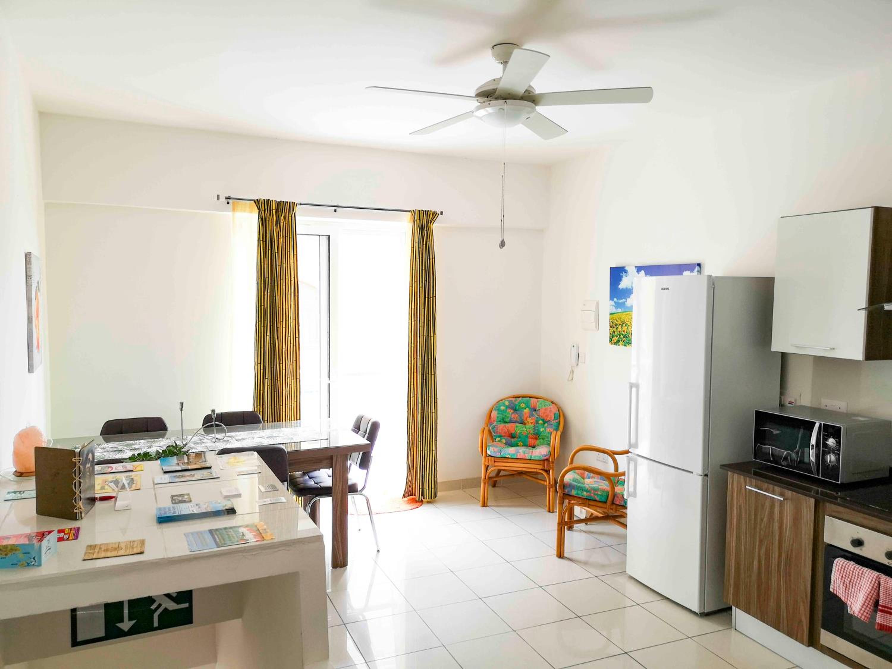 Three-Bedroom House photo 3
