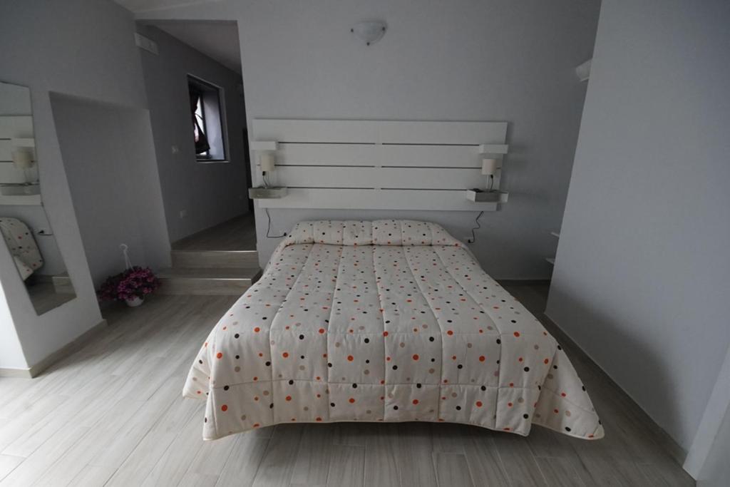 Queen Room with Spa Bath
