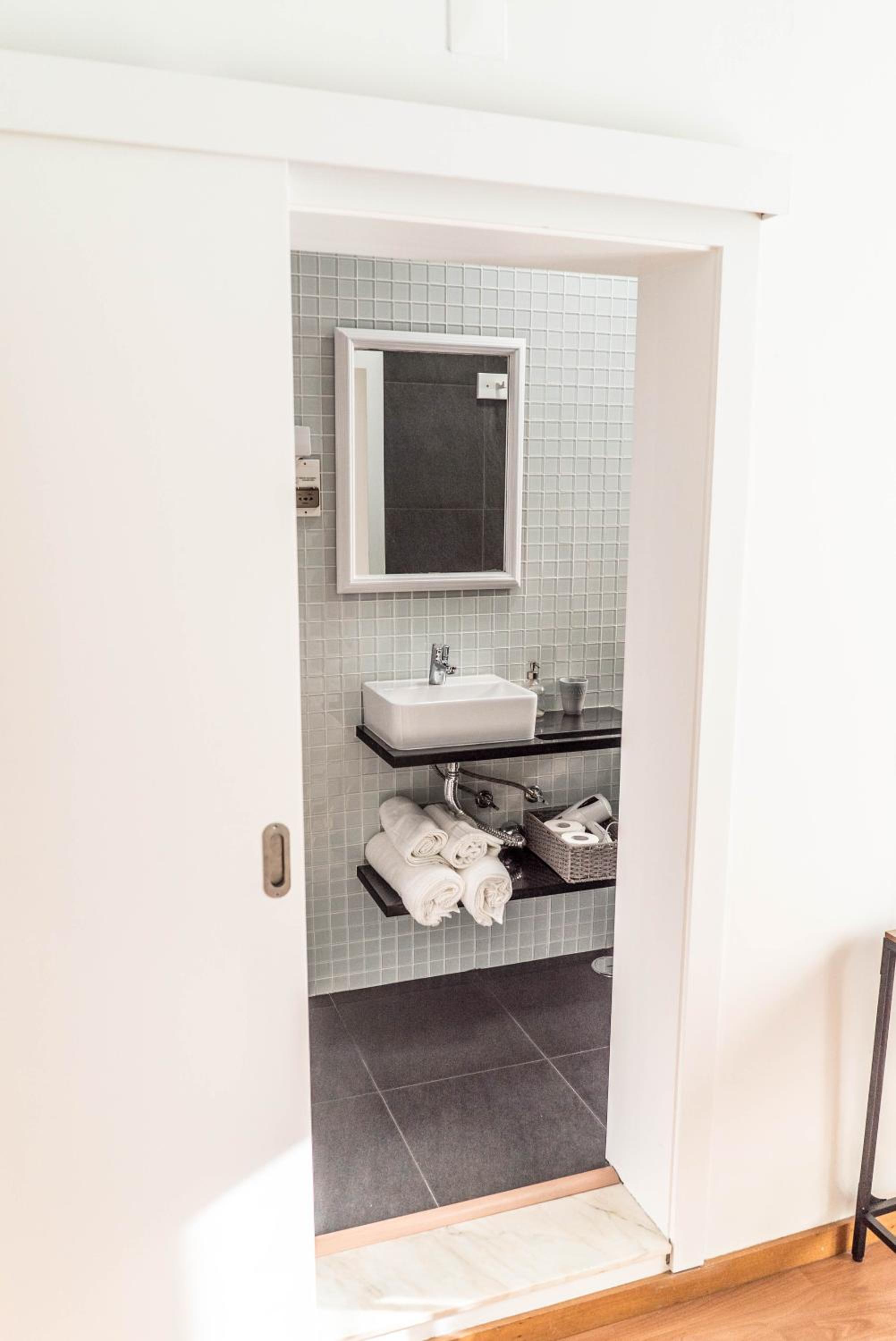 Two-Bedroom House - Photo 39