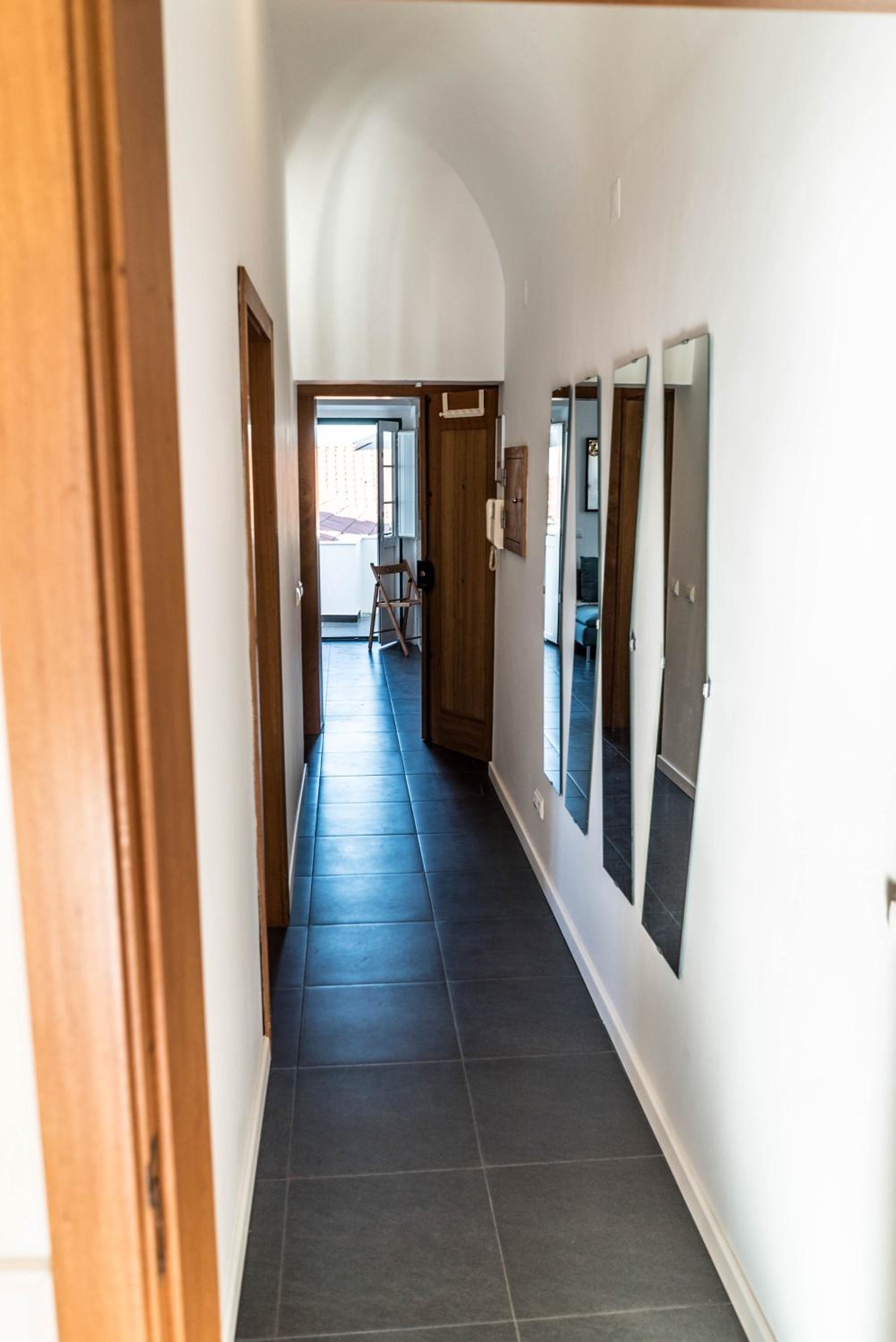 Two-Bedroom House - Photo 15