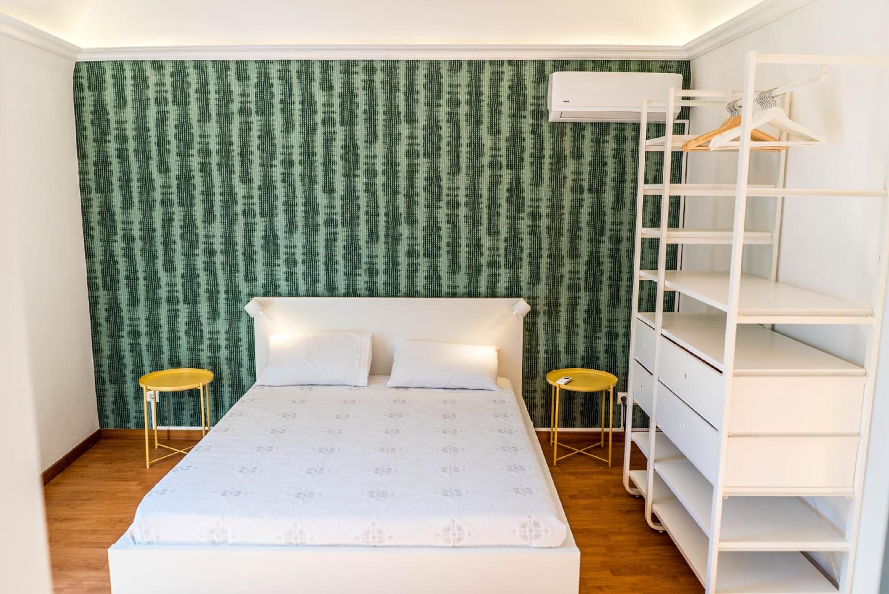 Two-Bedroom House - Photo 33
