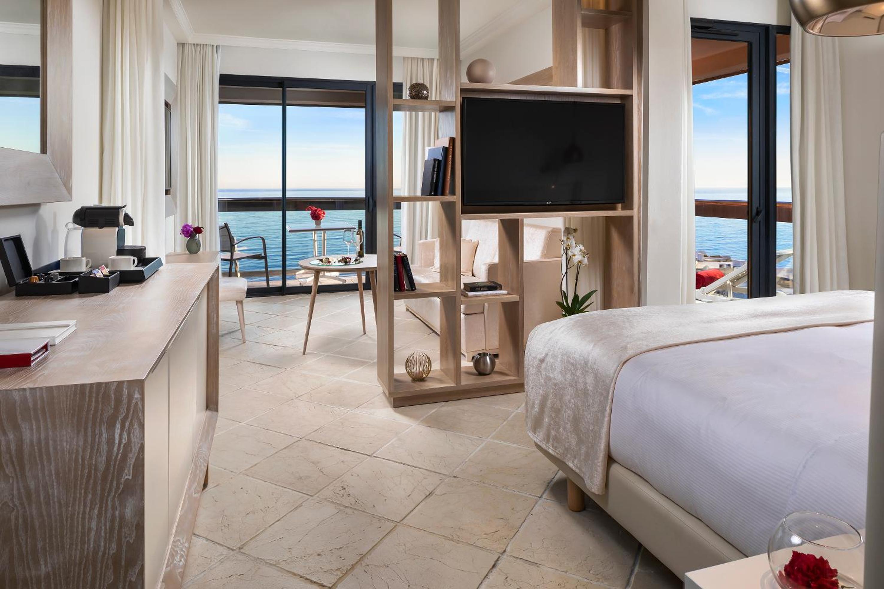 Suite Junior Ocean Red Level