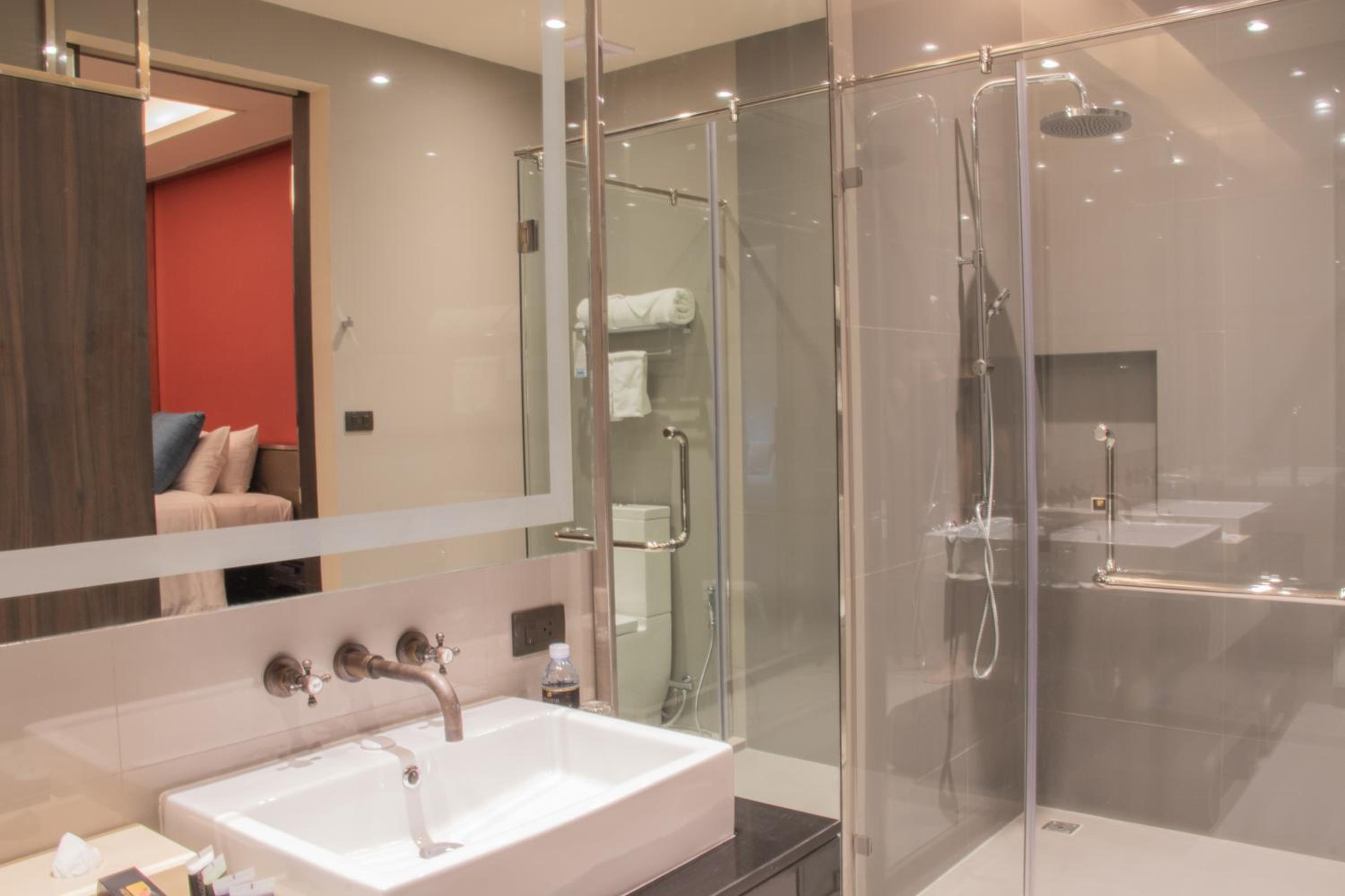 Two-Bedroom Suite photo 2