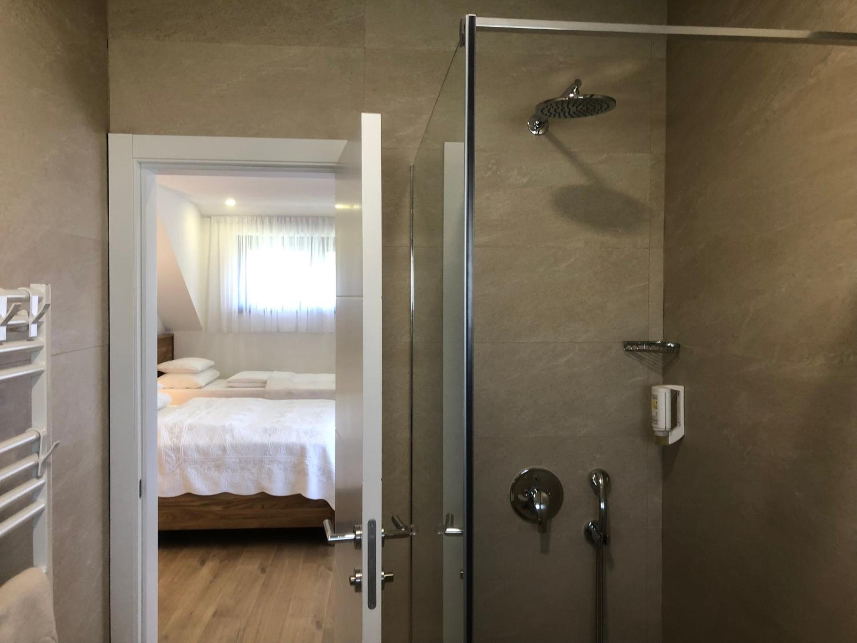 Standard Triple Room photo 3