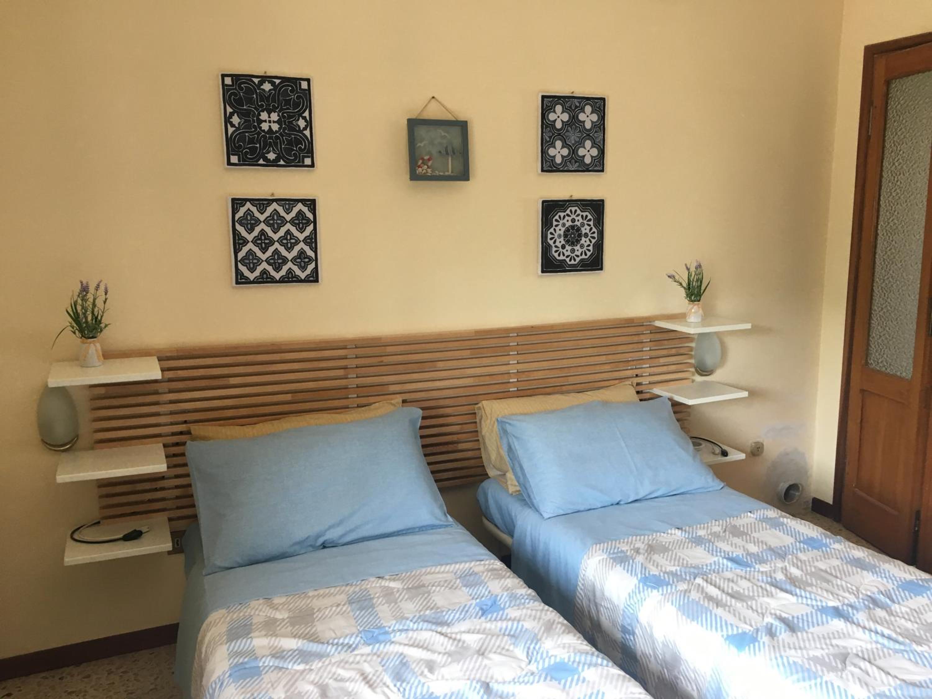 Triple Room with Private Bathroom - Photo 1