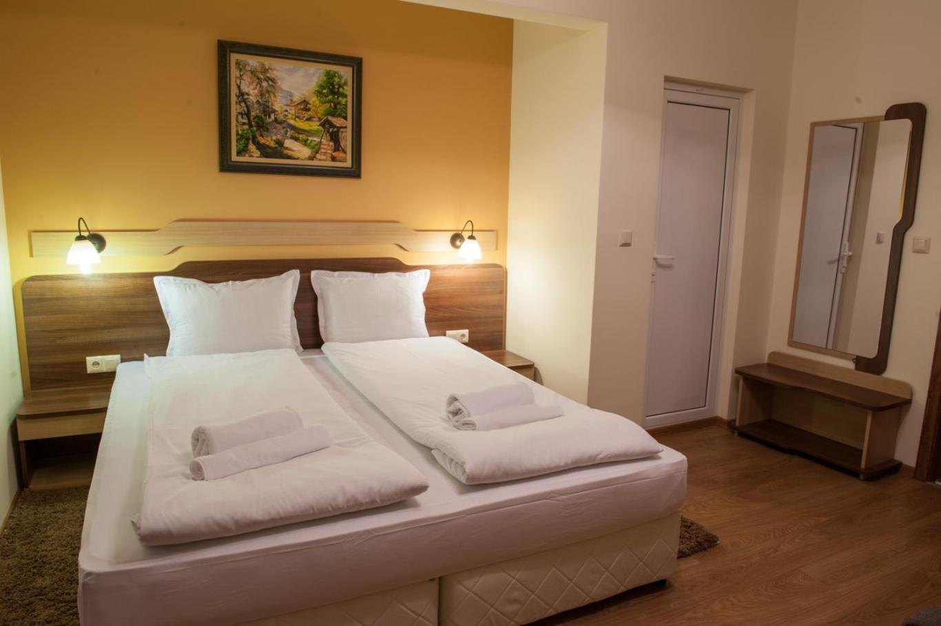 Double Room photo 3