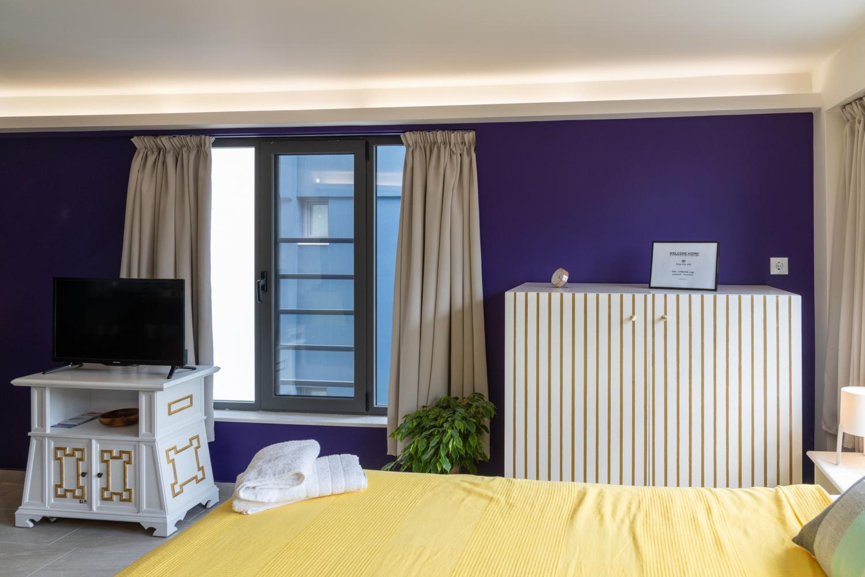 Studio Apartment - Photo 9