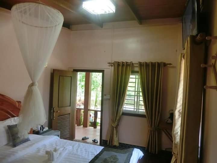 Single Room with Balcony photo 2