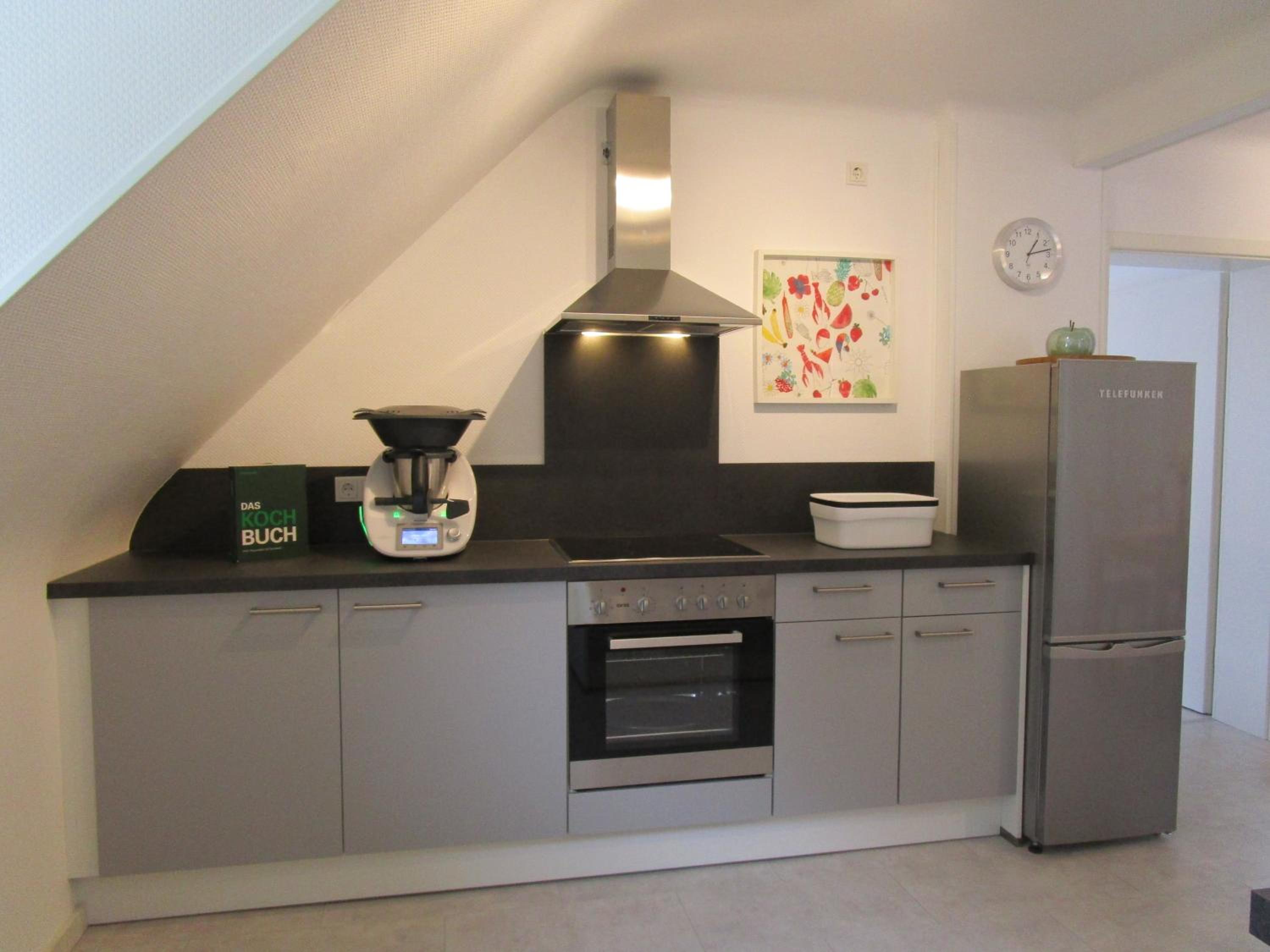 Two-Bedroom Apartment - Photo 4