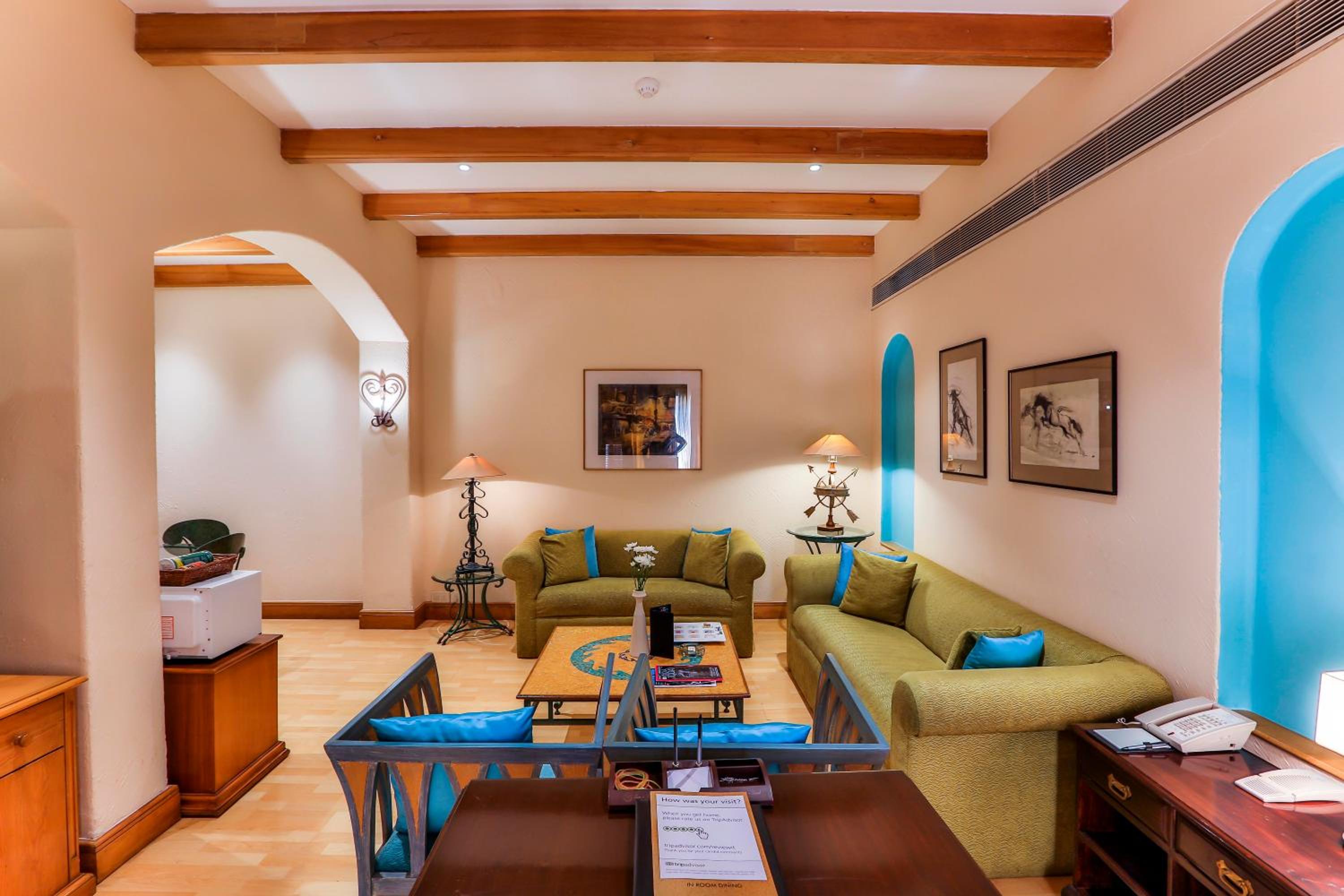 Junior Suite with 15% discount on food and beverages