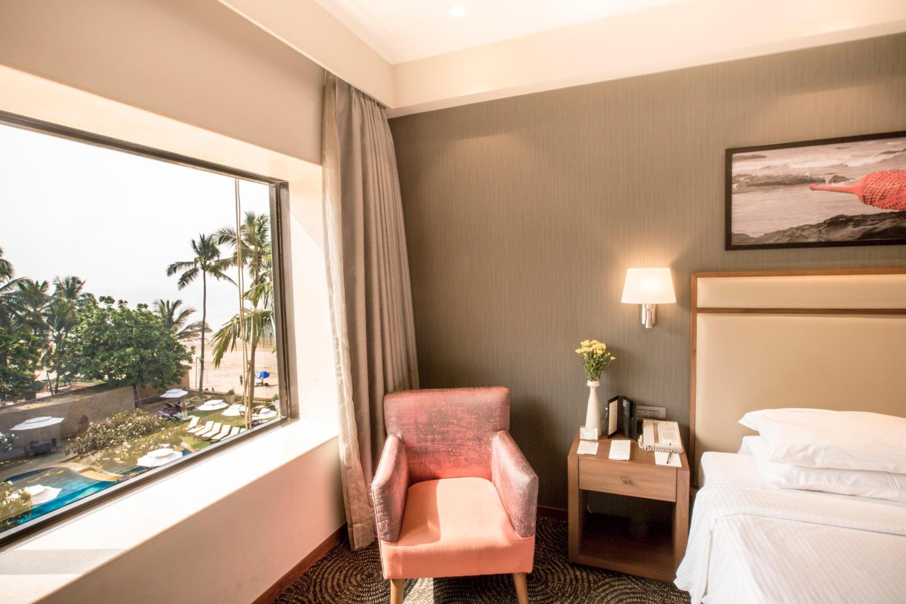 Premier Room with 15% discount on food and beverages