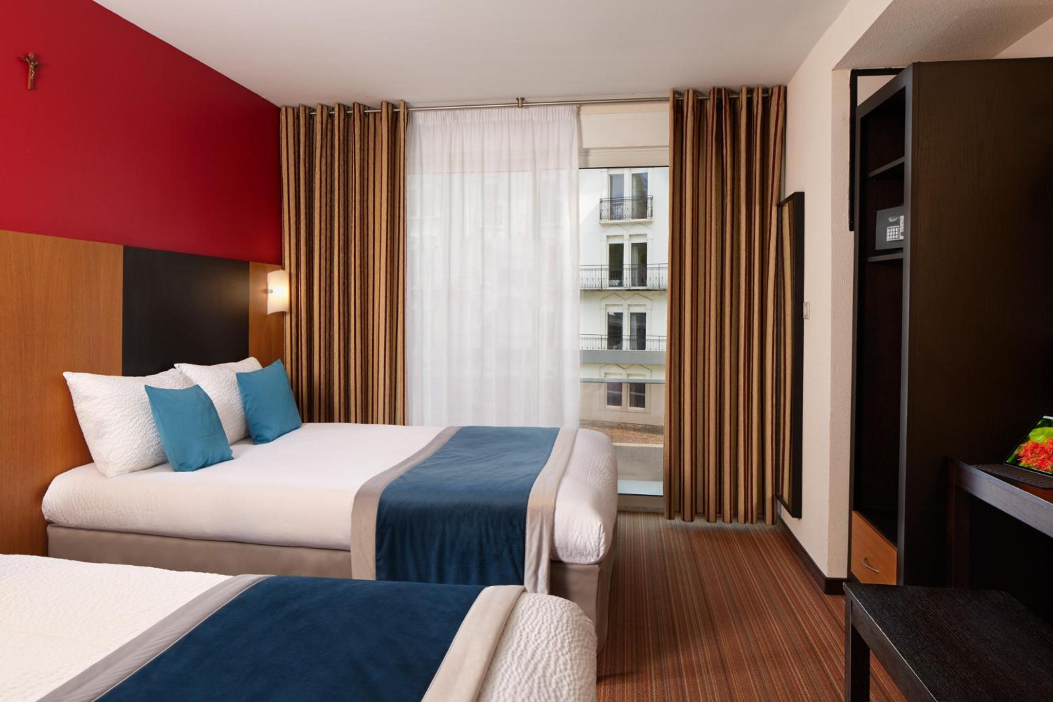 Premium Twin Room - Disability Access
