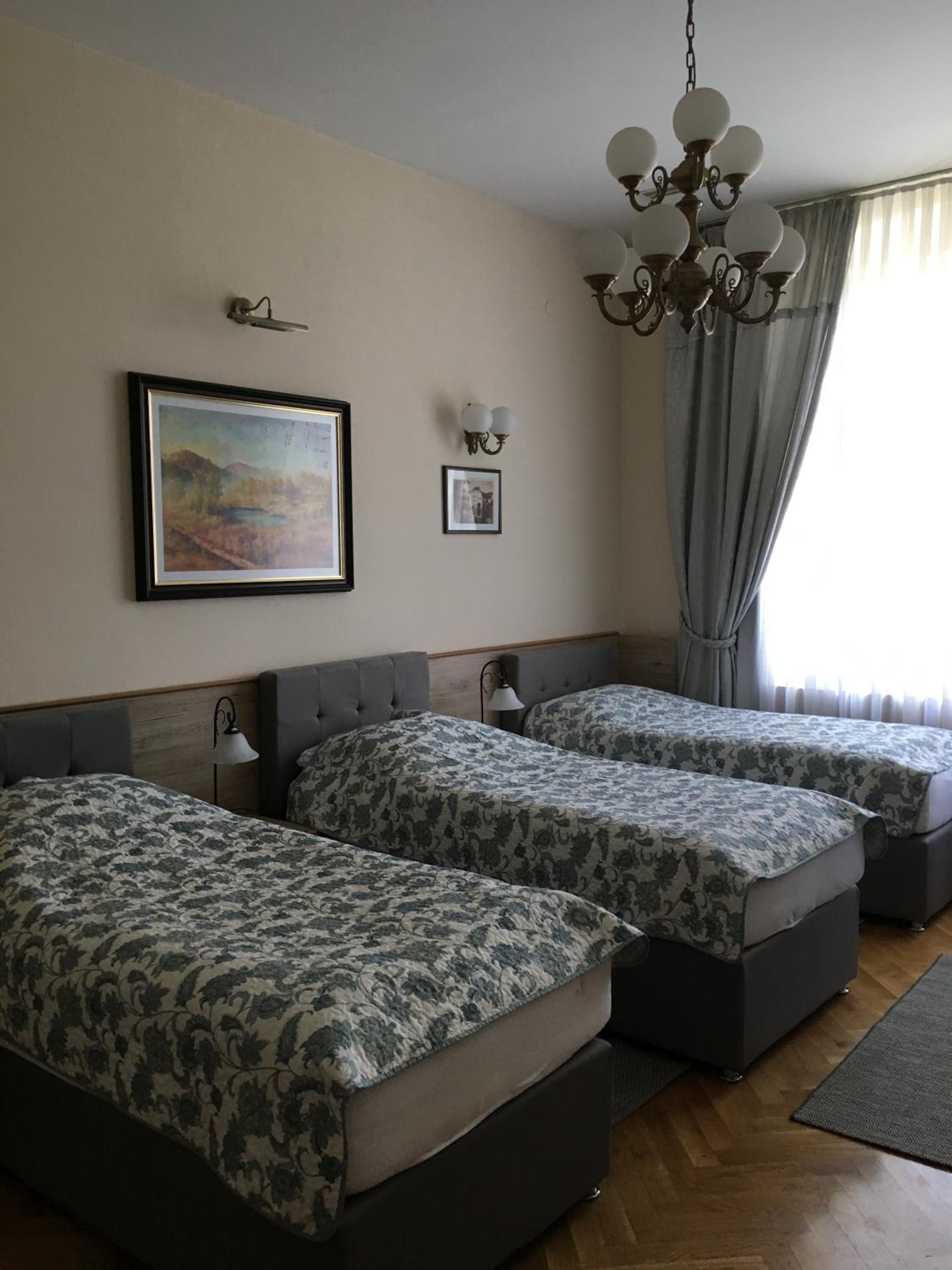 Deluxe Double Room with Extra Bed photo 2