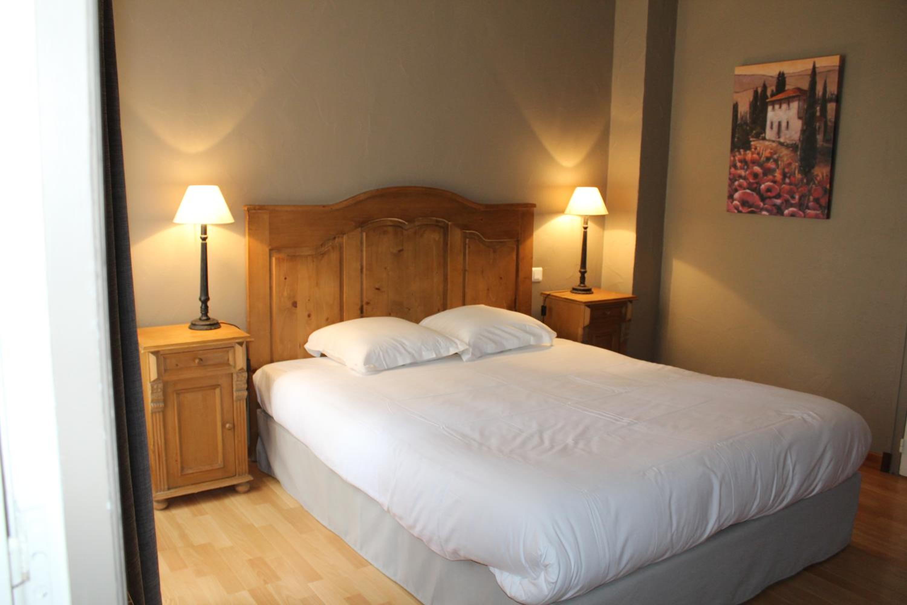 Suite - Photo 3