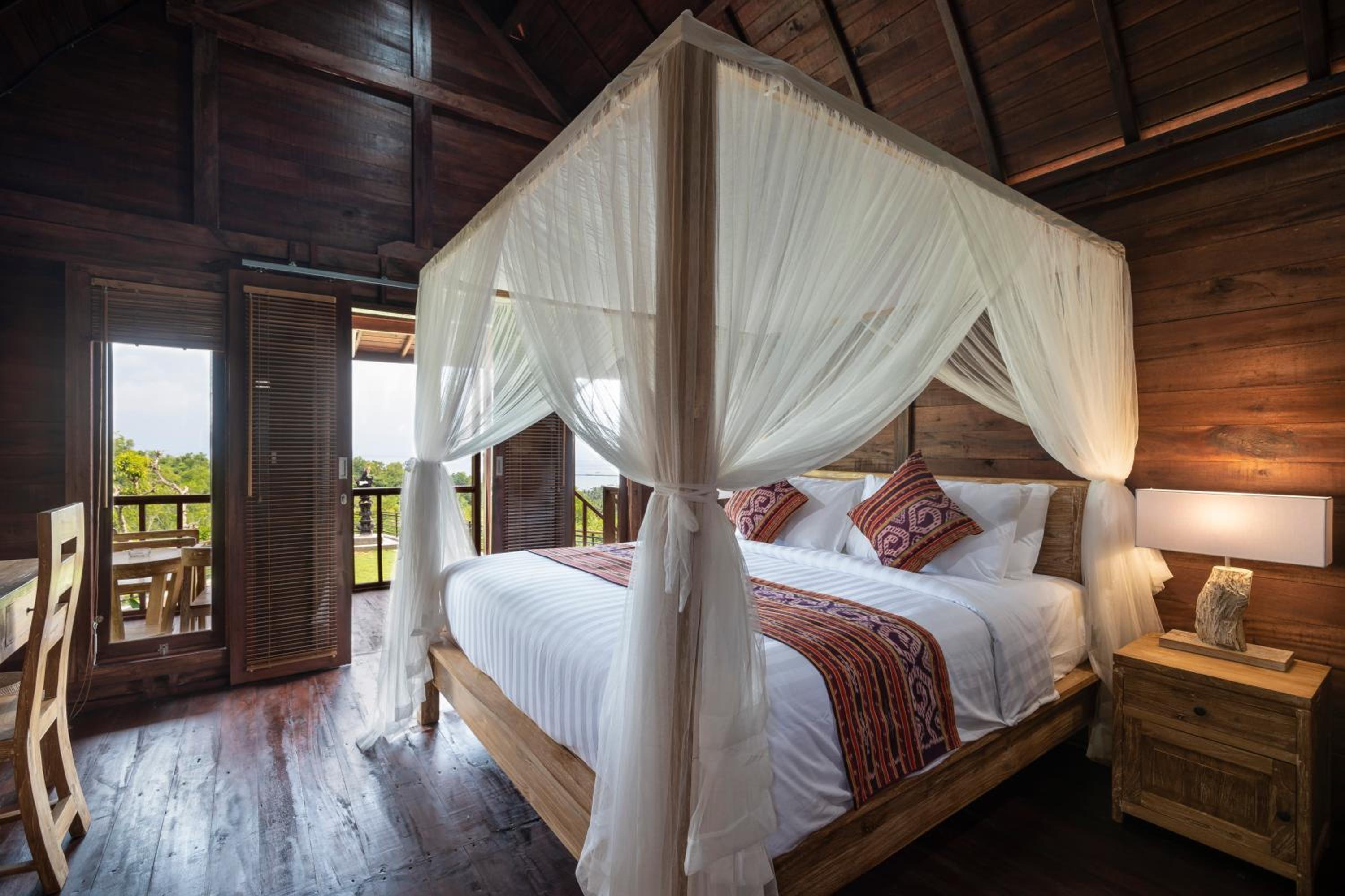 Wooden Bungalow Double