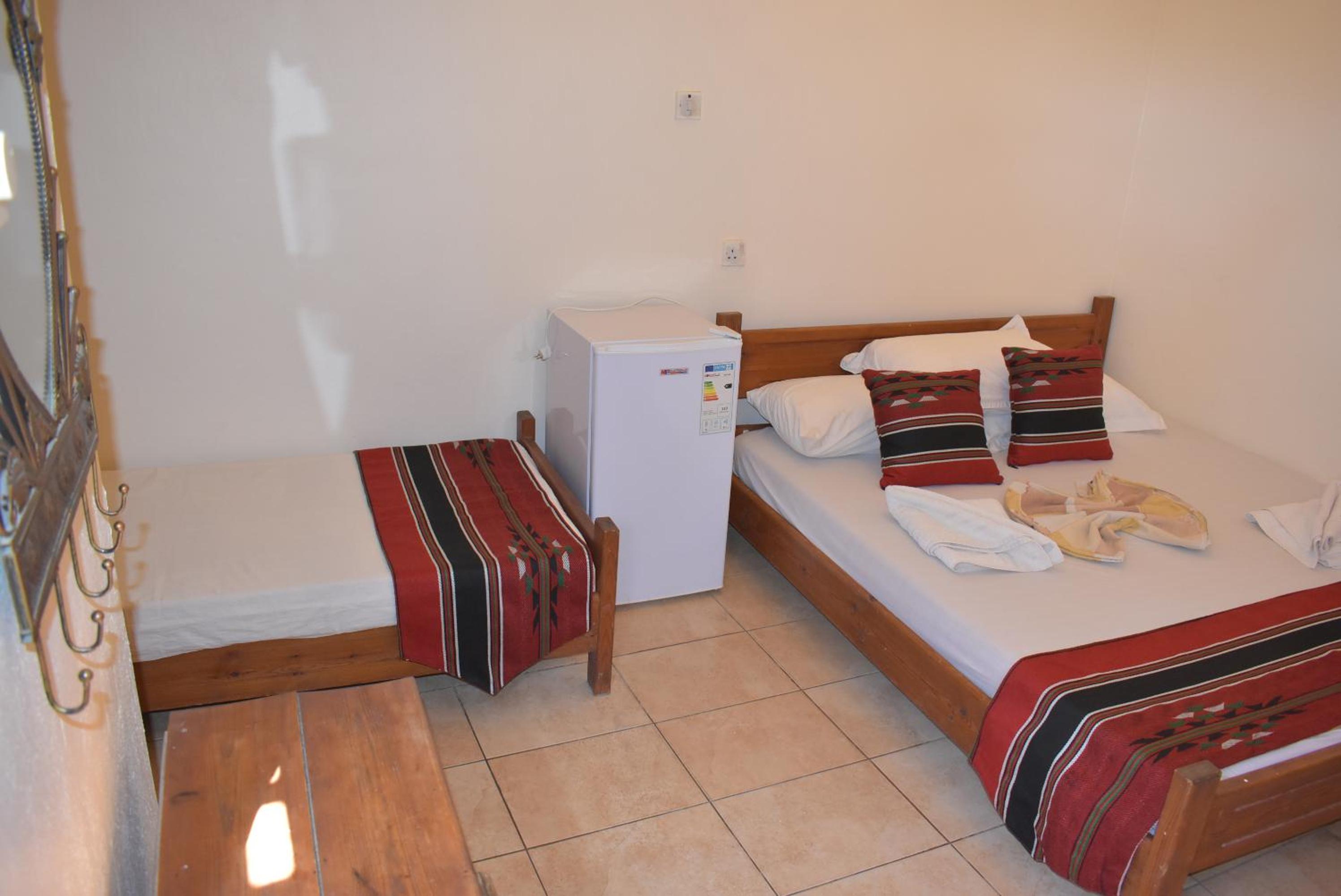 Triple Room - Photo 7