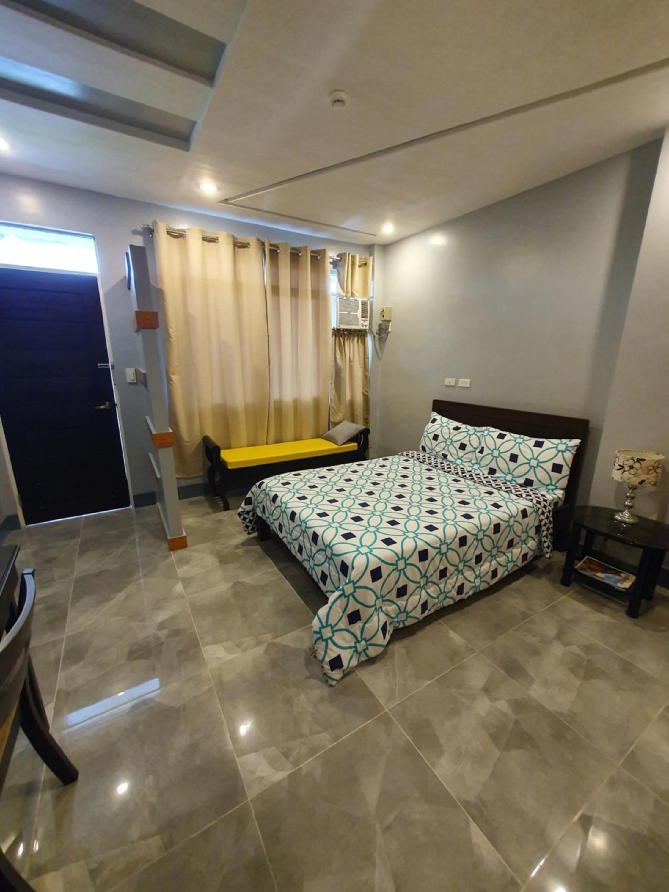 Double Room with Private Bathroom photo 2