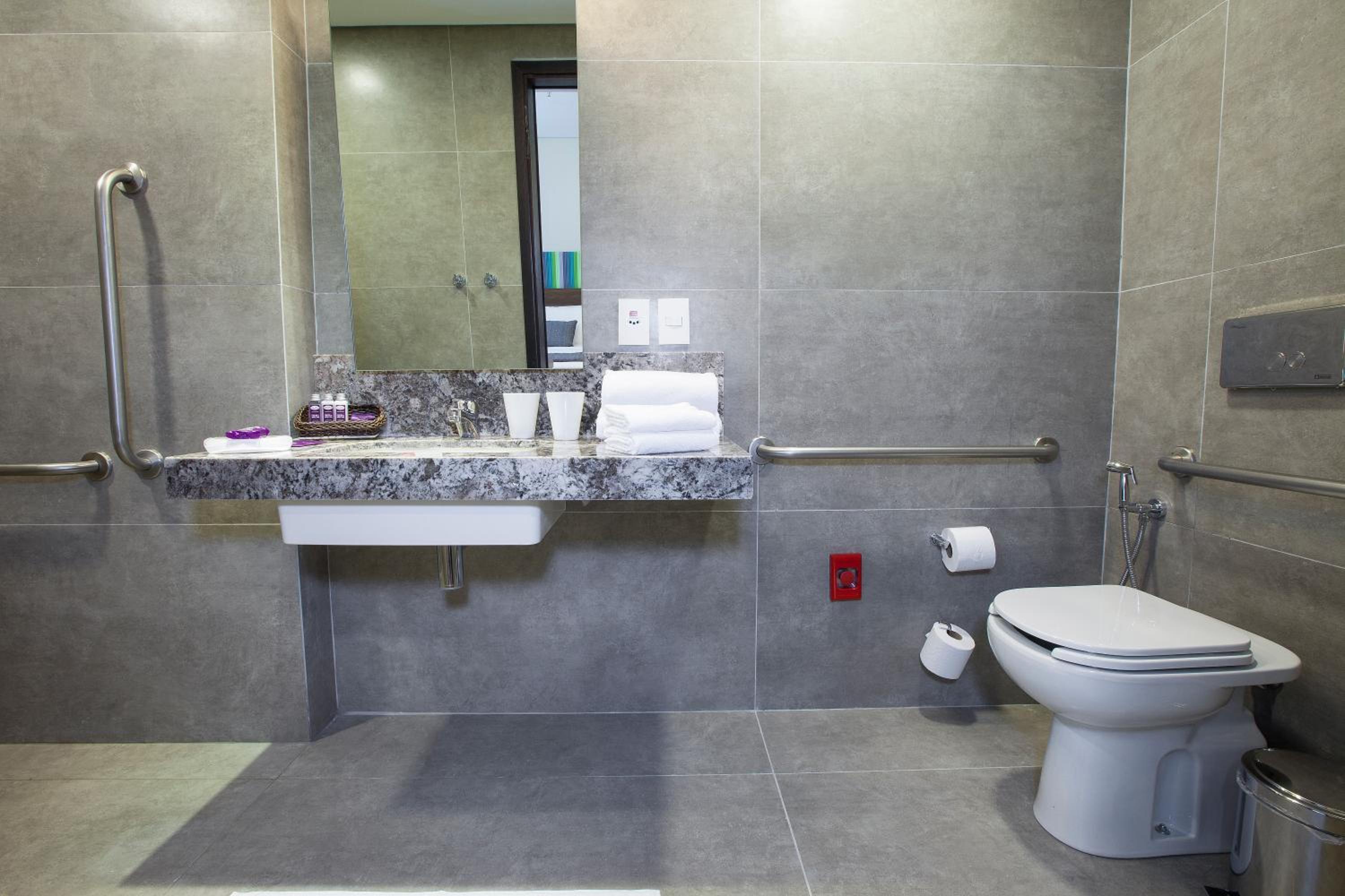 Double Room - Disability Access thumbnail 6