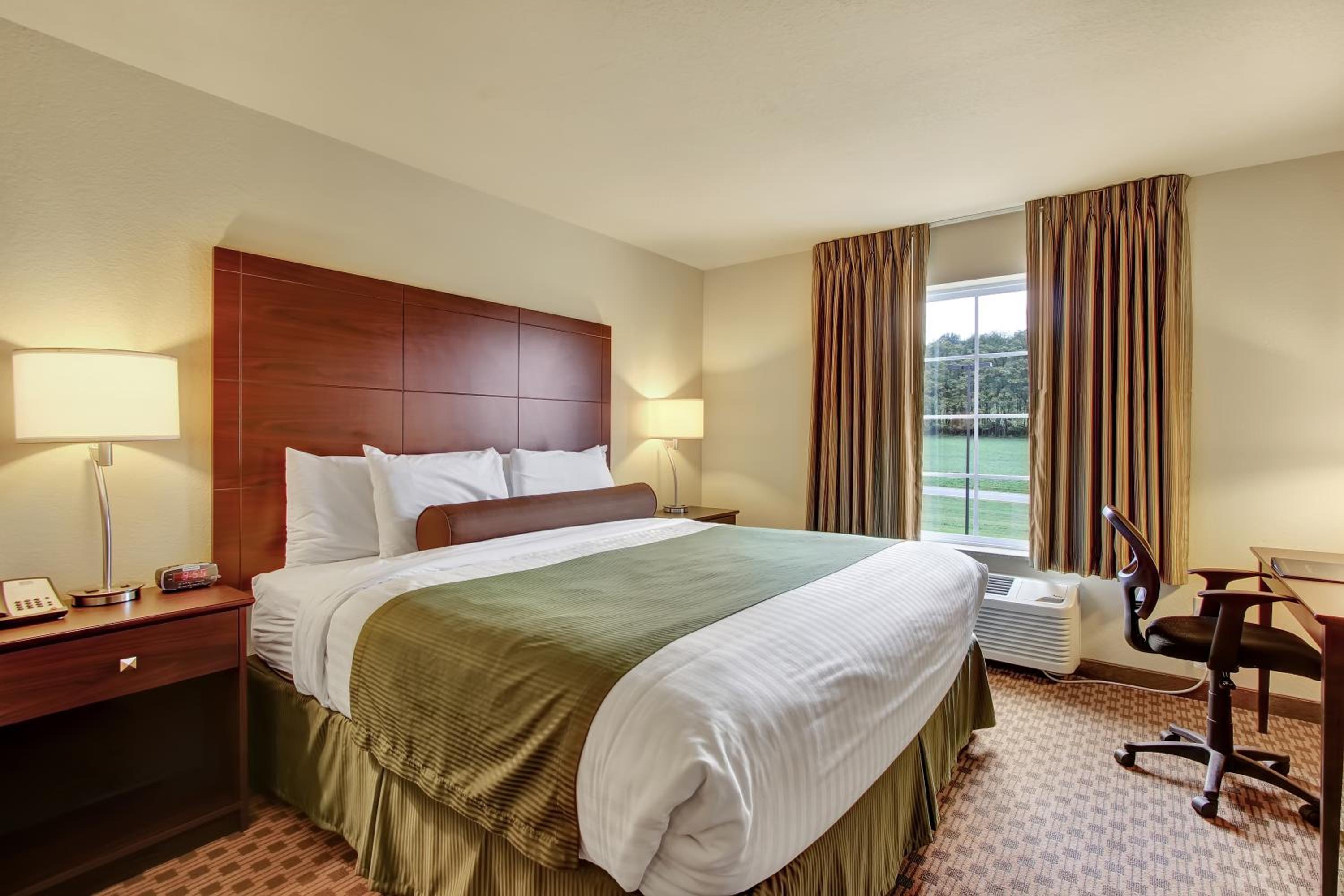 Deluxe King Room